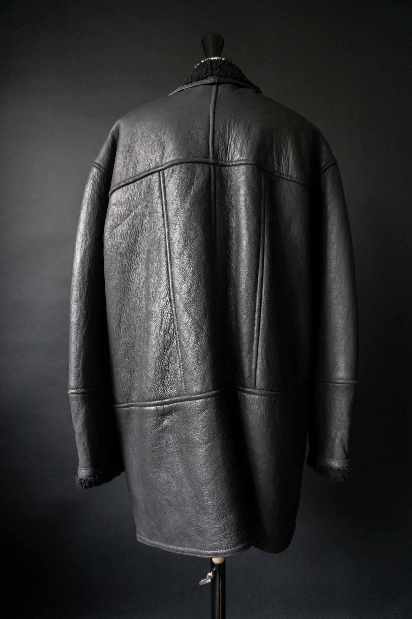 Vintage Lammfelljacke oversized, M–L theplaincircle vintage