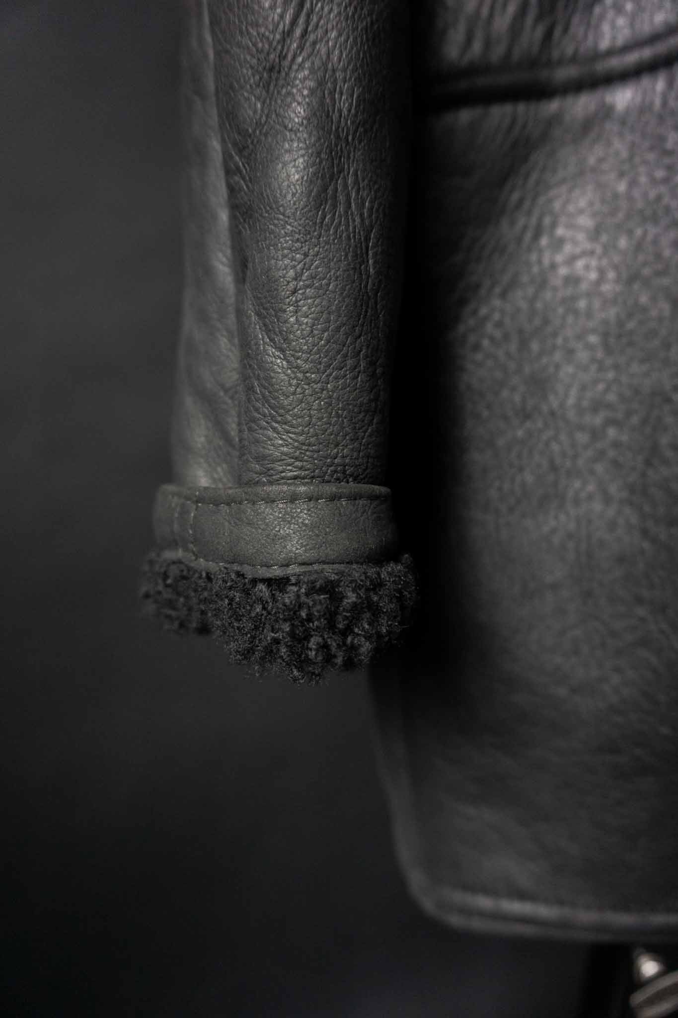 Vintage Lammfelljacke oversized, M–L theplaincircle vintage