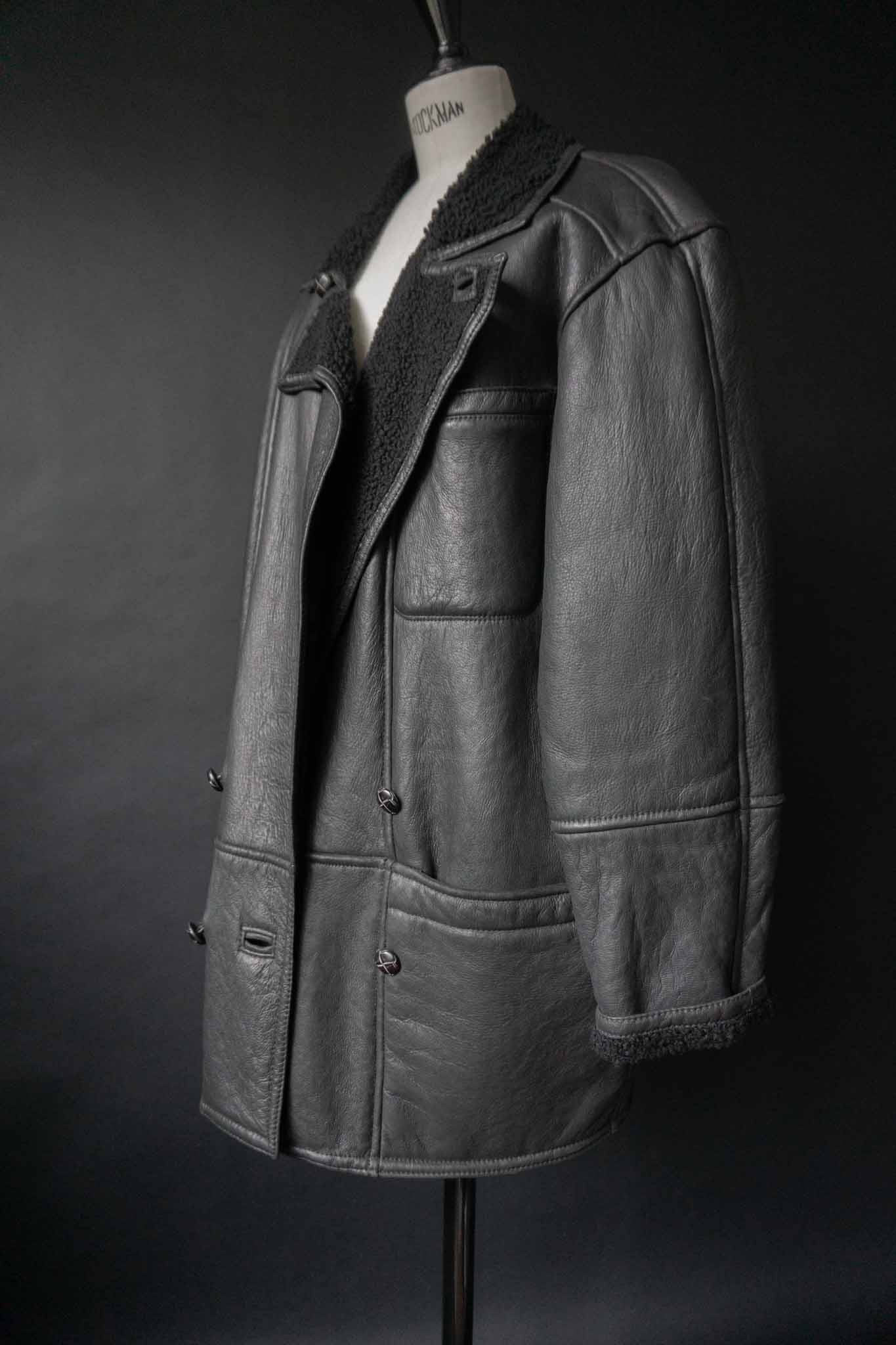 Vintage Lammfelljacke oversized, M–L theplaincircle vintage