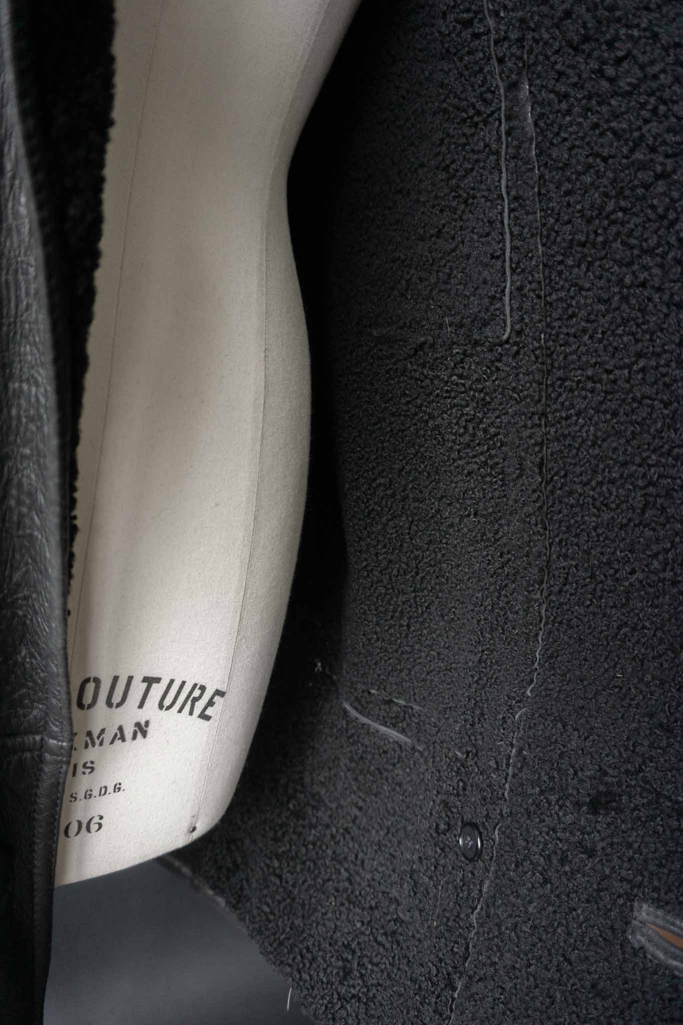 Vintage Lammfelljacke oversized, M–L theplaincircle vintage