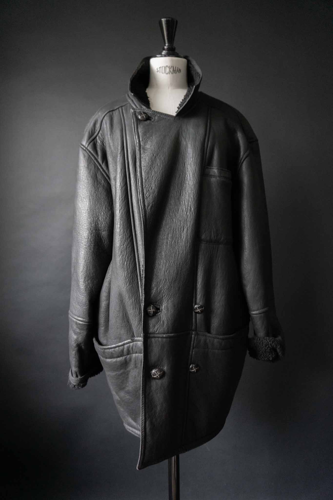 Vintage Lammfelljacke oversized, M–L theplaincircle vintage