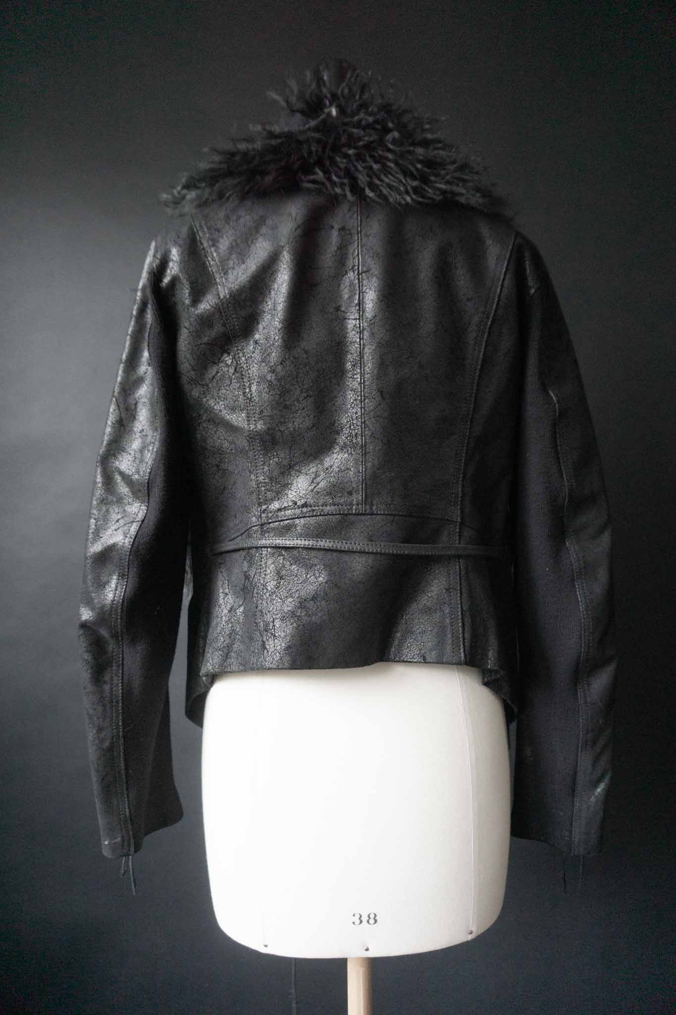 Vintage Y2K Lederjacke mit großem Shearling-Kragen, S–M theplaincircle vintage