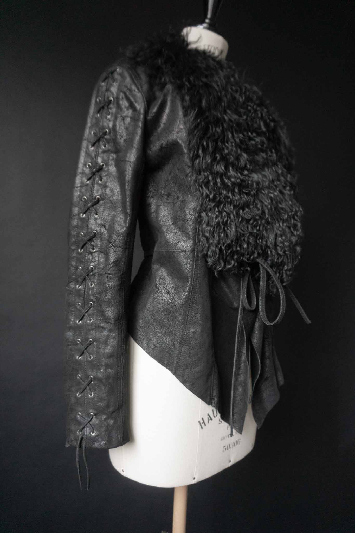 Vintage Y2K Lederjacke mit großem Shearling-Kragen, S–M theplaincircle vintage