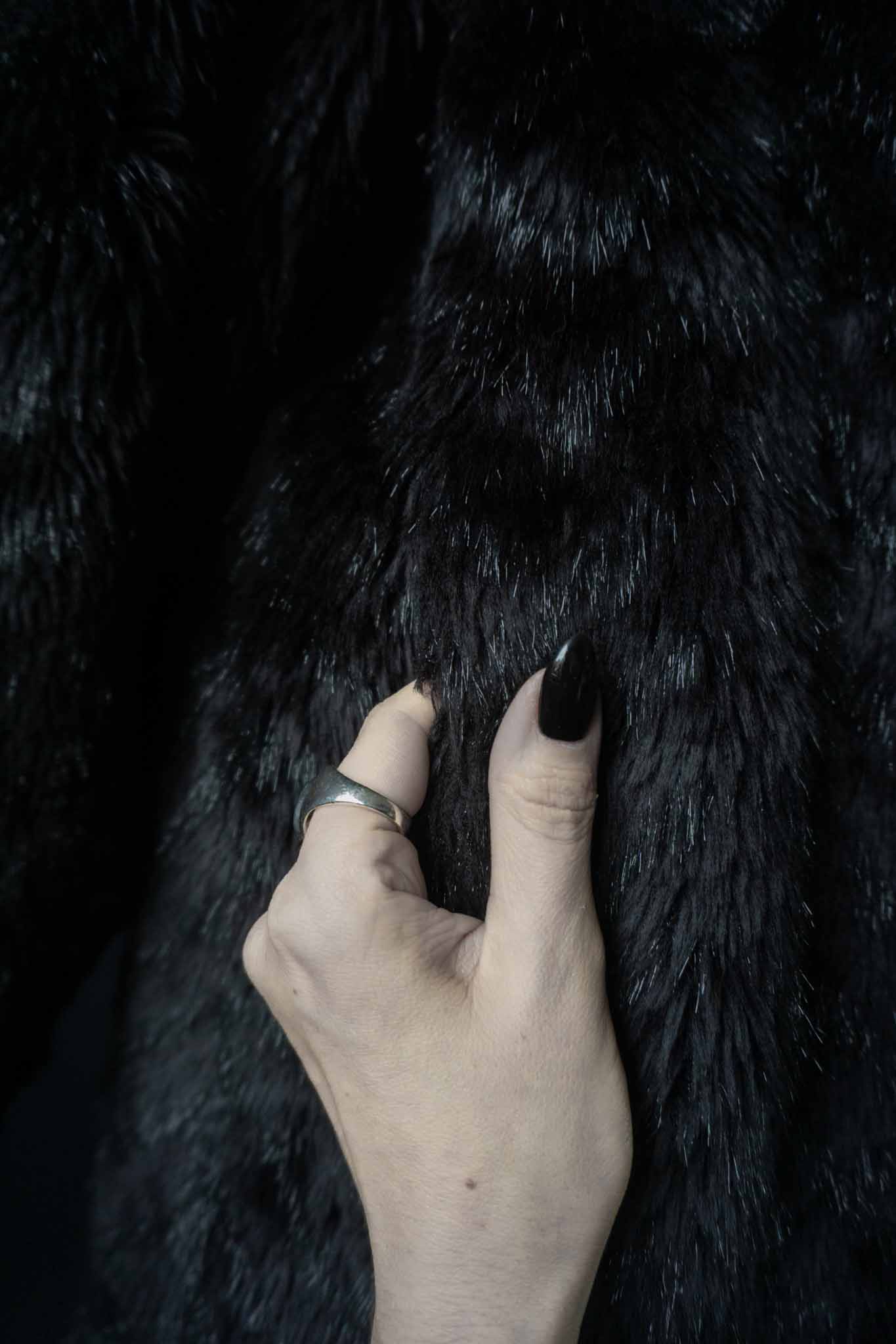 Vintage witchy Fake Fur Mantel, S–M theplaincircle vintage