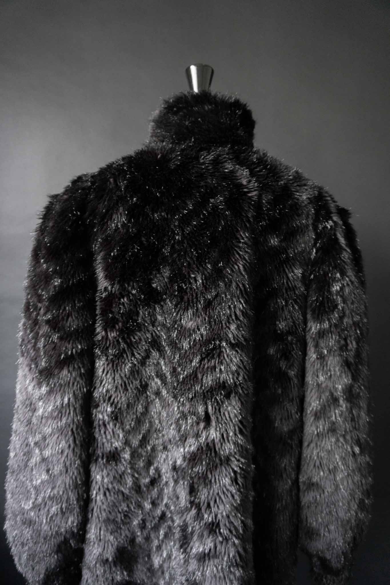 Vintage witchy Fake Fur Mantel, S–M theplaincircle vintage