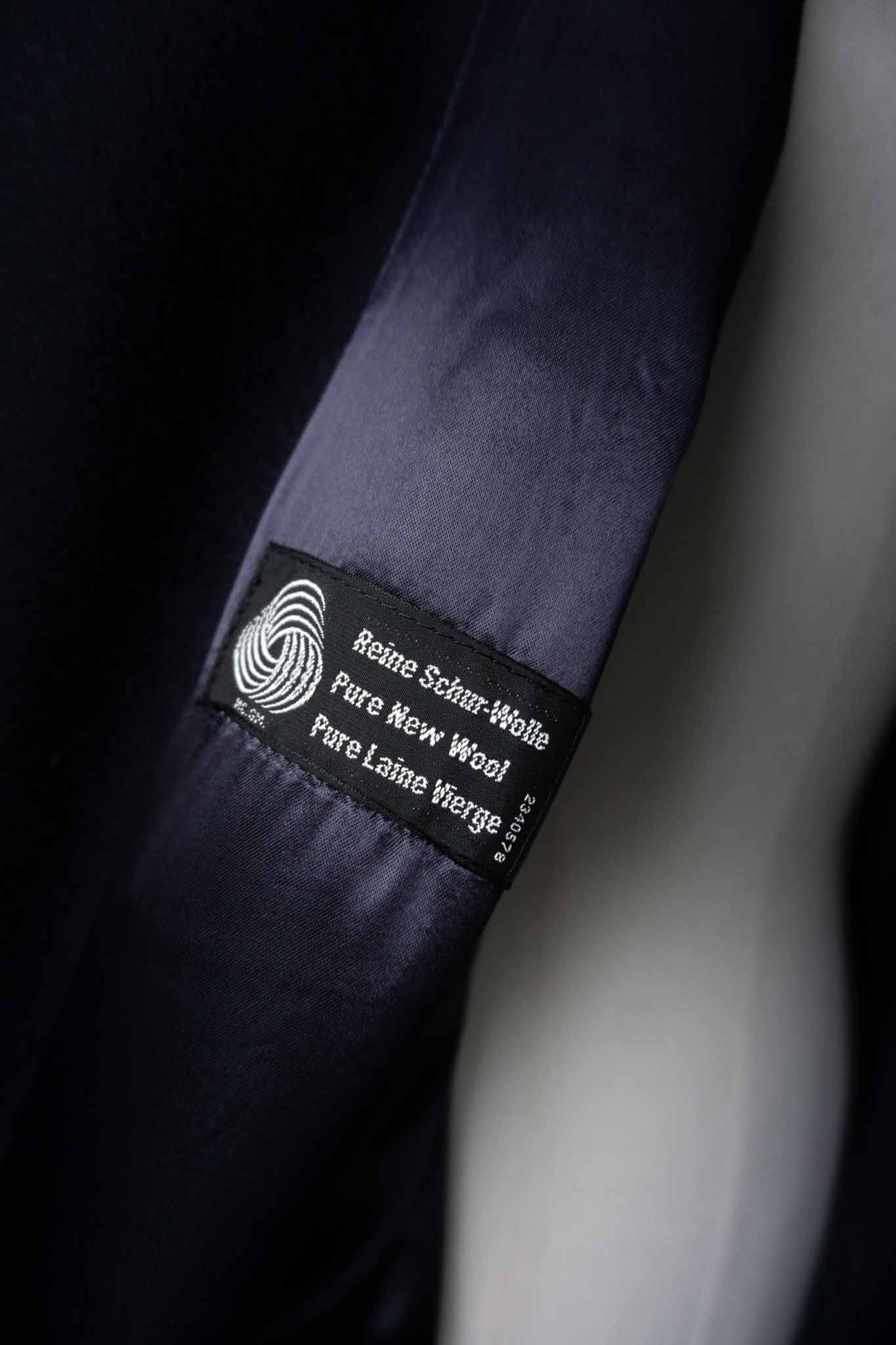 Vintage Wollmantel Schurwolle, M–L theplaincircle vintage