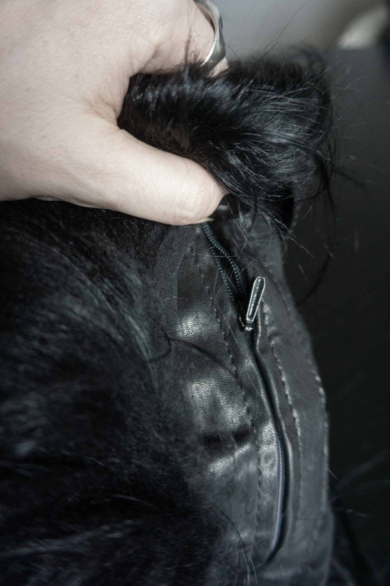 Vintage Tasche Shearling Schwarz theplaincircle vintage