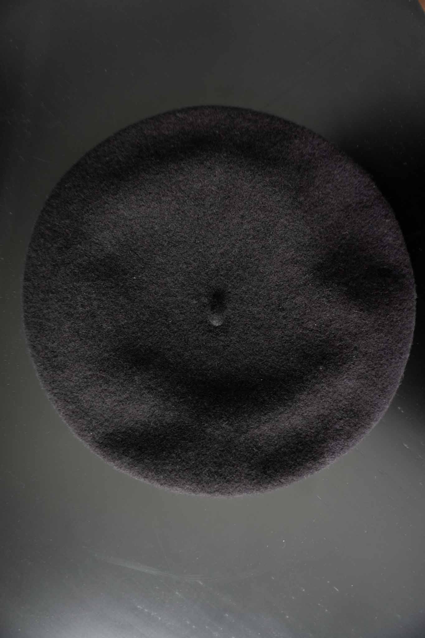 Vintage Woll-Baret Schurwolle, Schwarz theplaincircle vintage