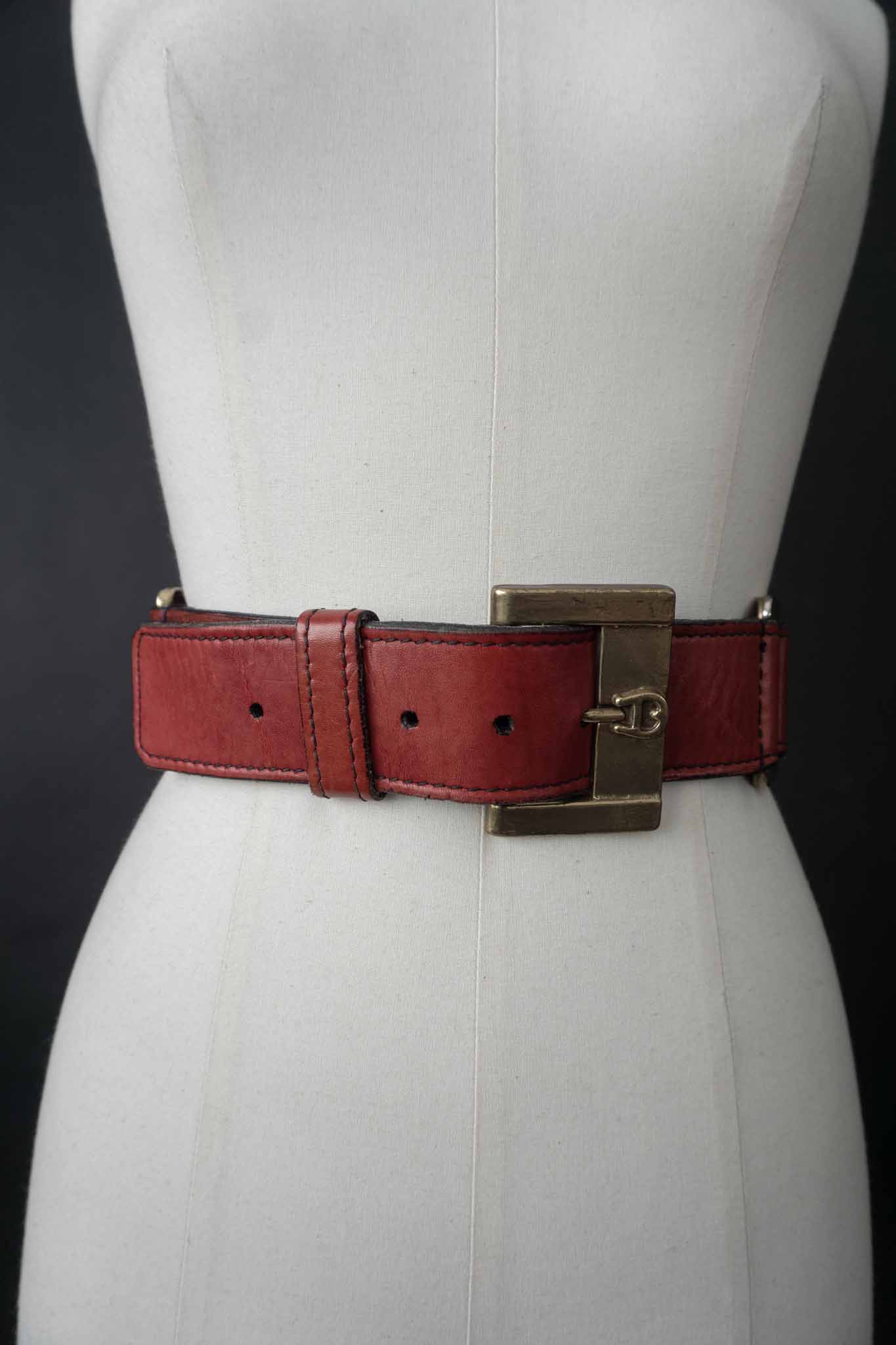 Vintage Aigner Ledergürtel Rot, S–M theplaincircle vintage