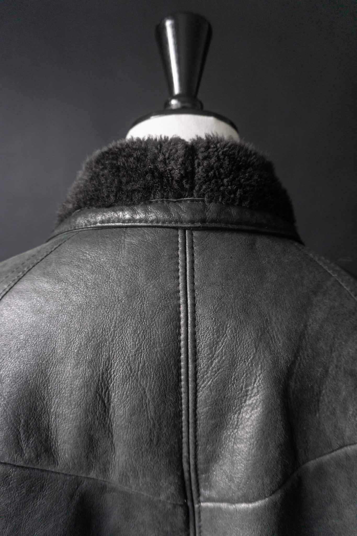 Vintage Lammfell Mantel Christ, Schwarz, S–M theplaincircle vintage