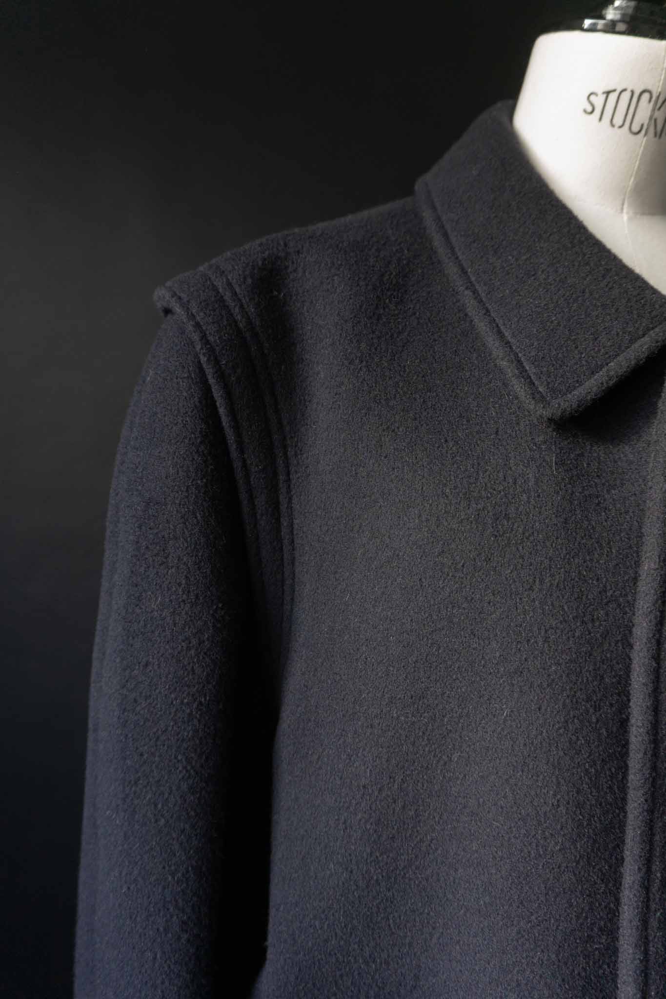 Vintage Mantel Preppy Navy, M–L theplaincircle vintage