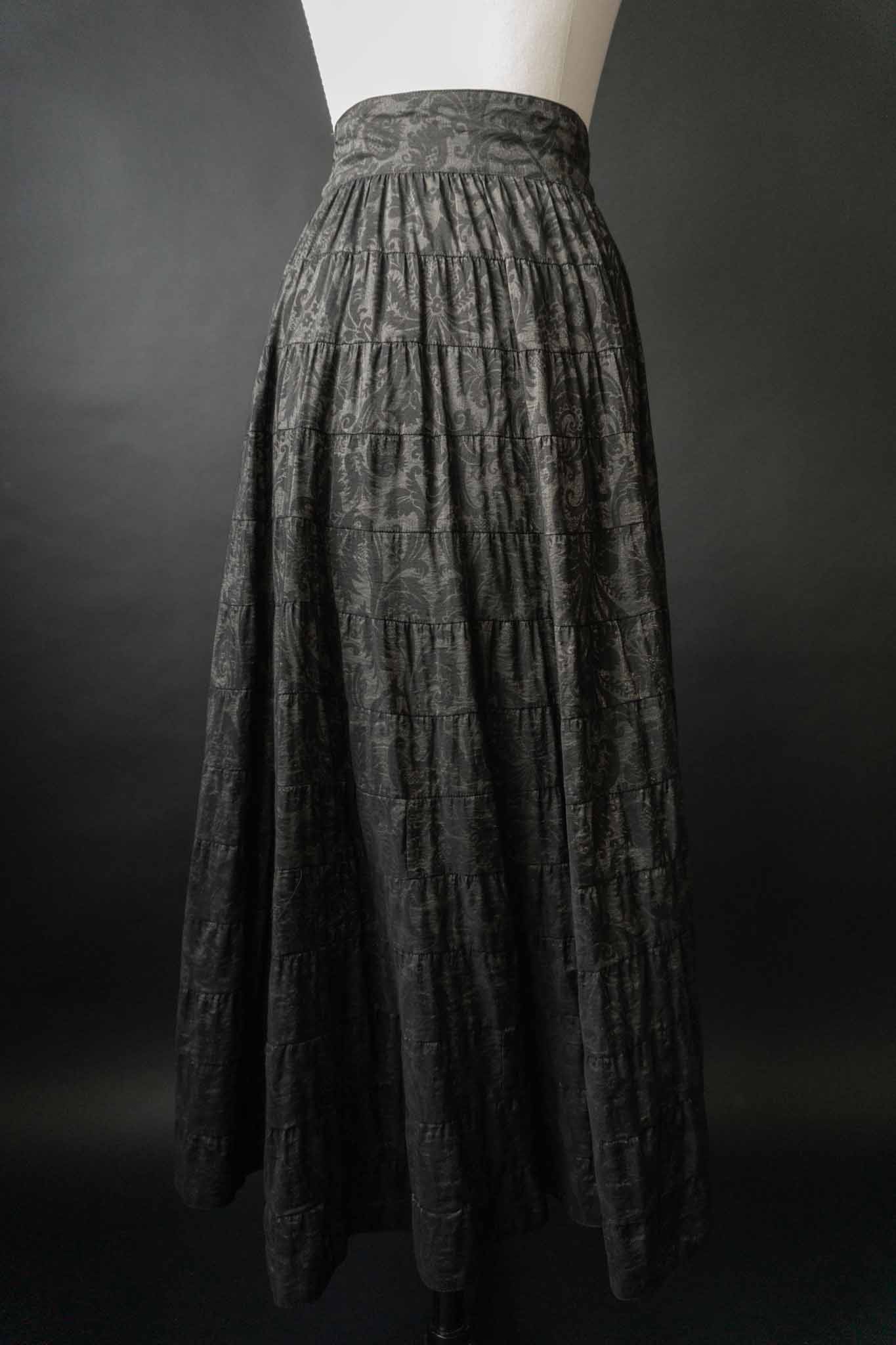 Vintage 80s Midirock, Floral, XS–S theplaincircle vintage