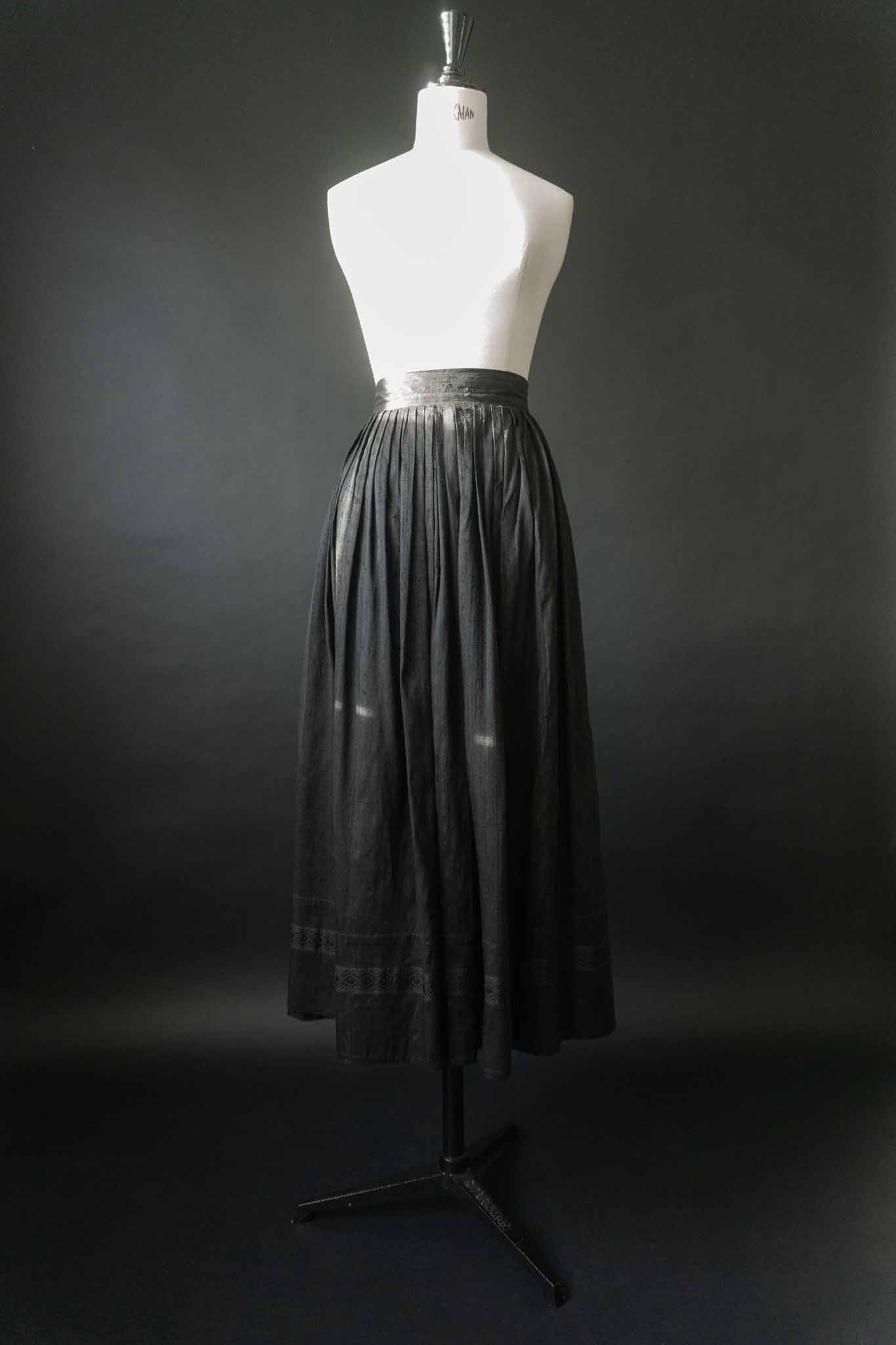 Vintage Rock Wildseide Folklore, XS–S theplaincircle vintage