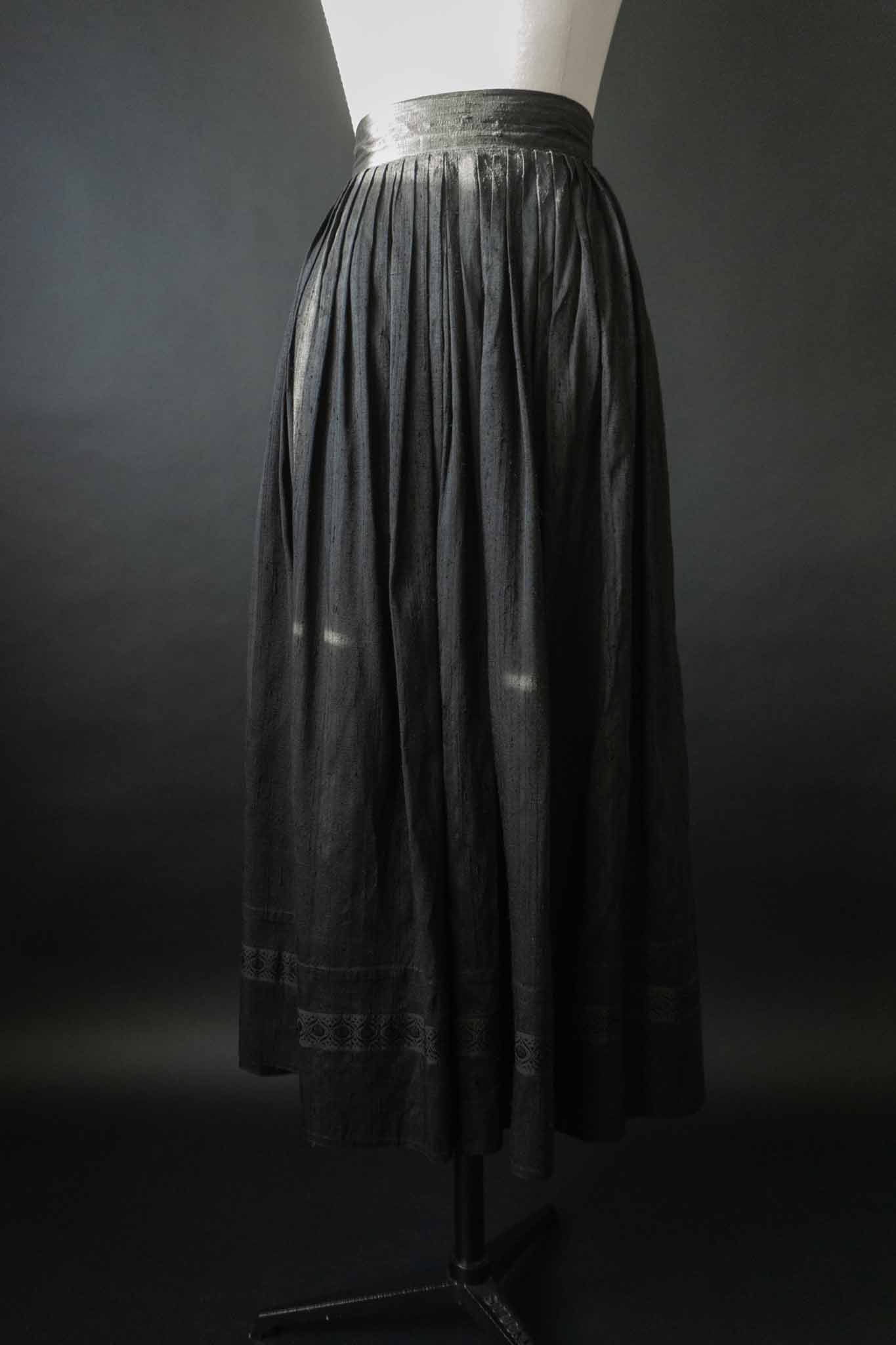 Vintage Rock Wildseide Folklore, XS–S theplaincircle vintage