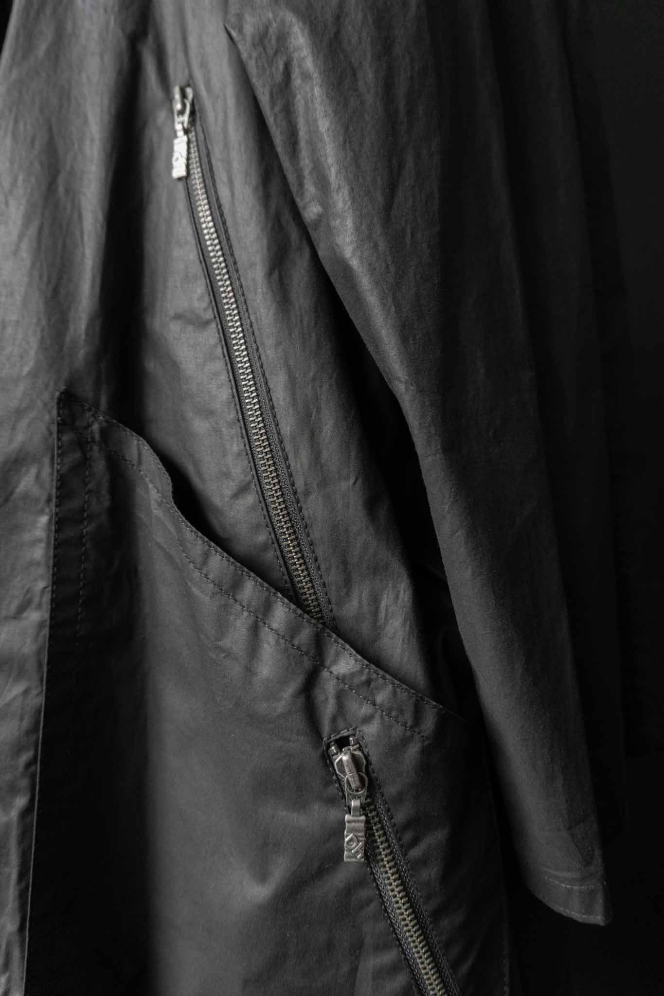 Schwarzer Avantgarde-Mantel von Doris Hartwich mit Reißverschlüssen