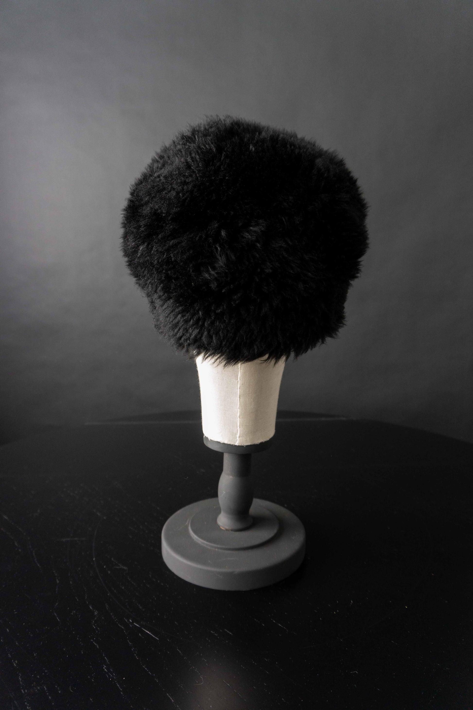 Vintage Fake Fur Pillbox Mütze theplaincircle vintage