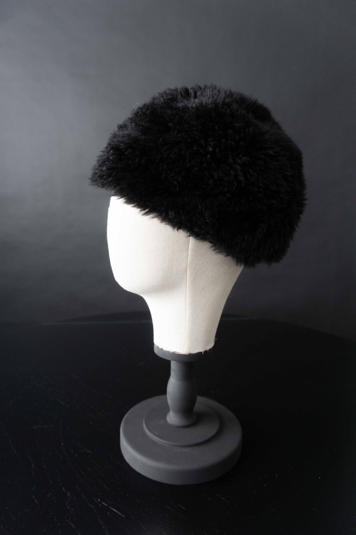 Vintage Fake Fur Pillbox Mütze theplaincircle vintage