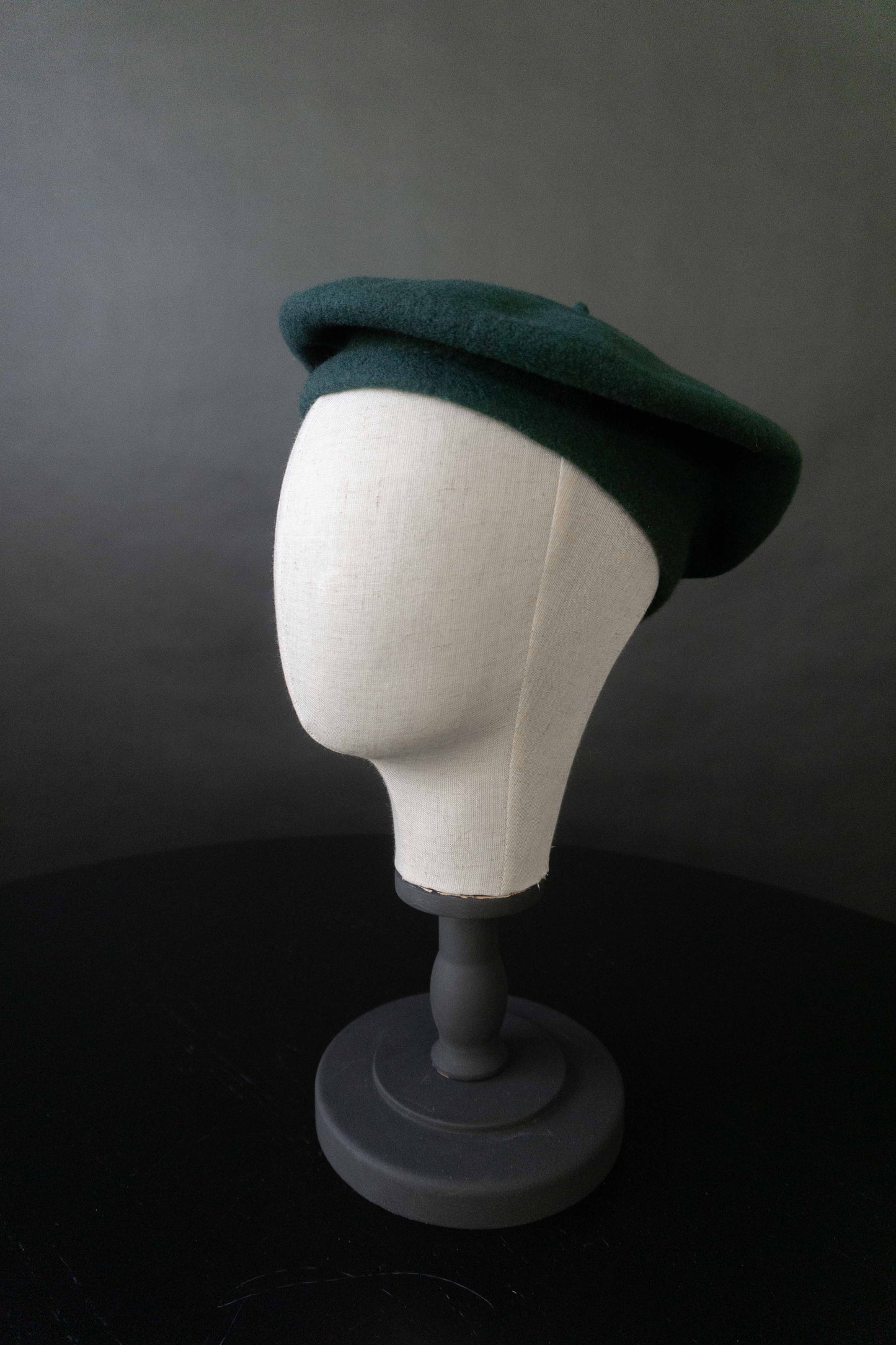 Vintage Baret Waldgrün, Schurwolle theplaincircle vintage