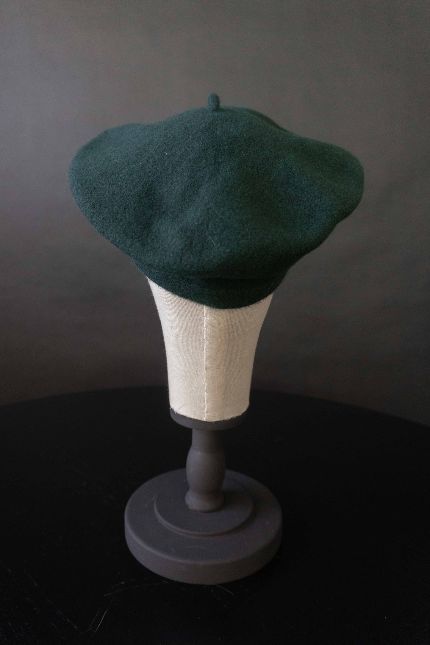 Vintage Baret Waldgrün, Schurwolle theplaincircle vintage