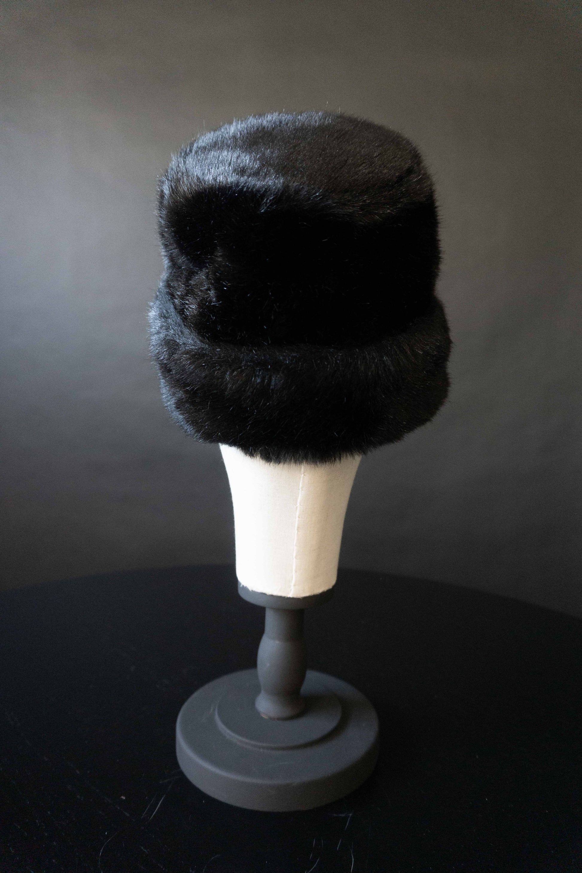 Vintage Fake Fur Mütze Pillbox theplaincircle vintage