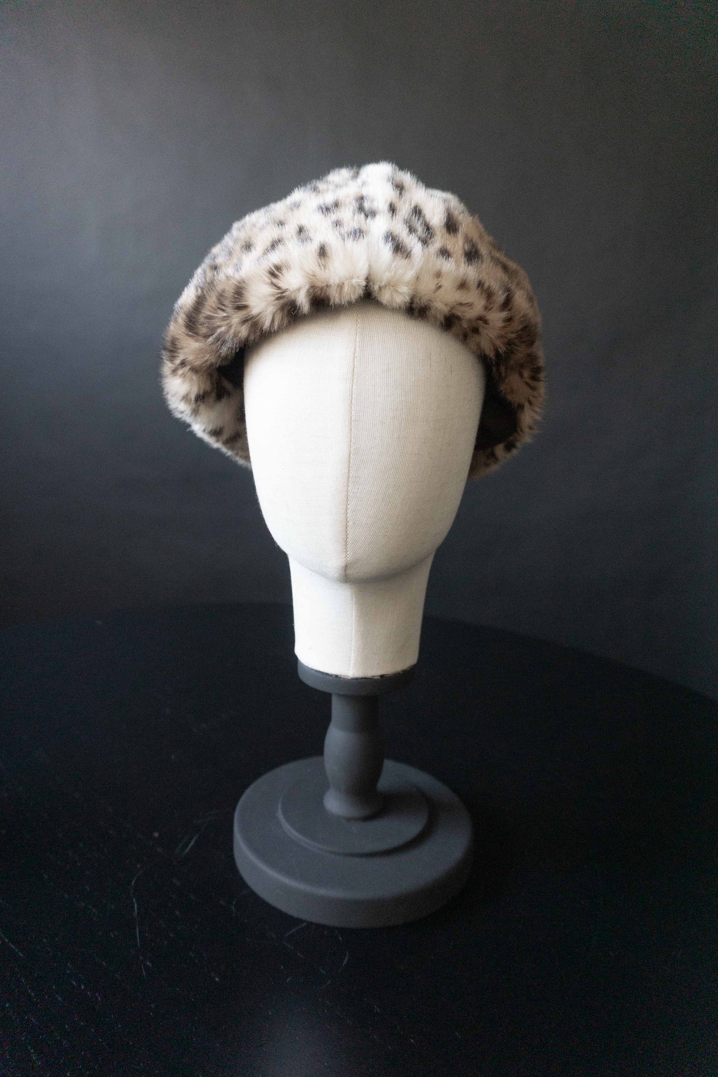 Vintage Leopard Fake Fur Mütze, L theplaincircle vintage