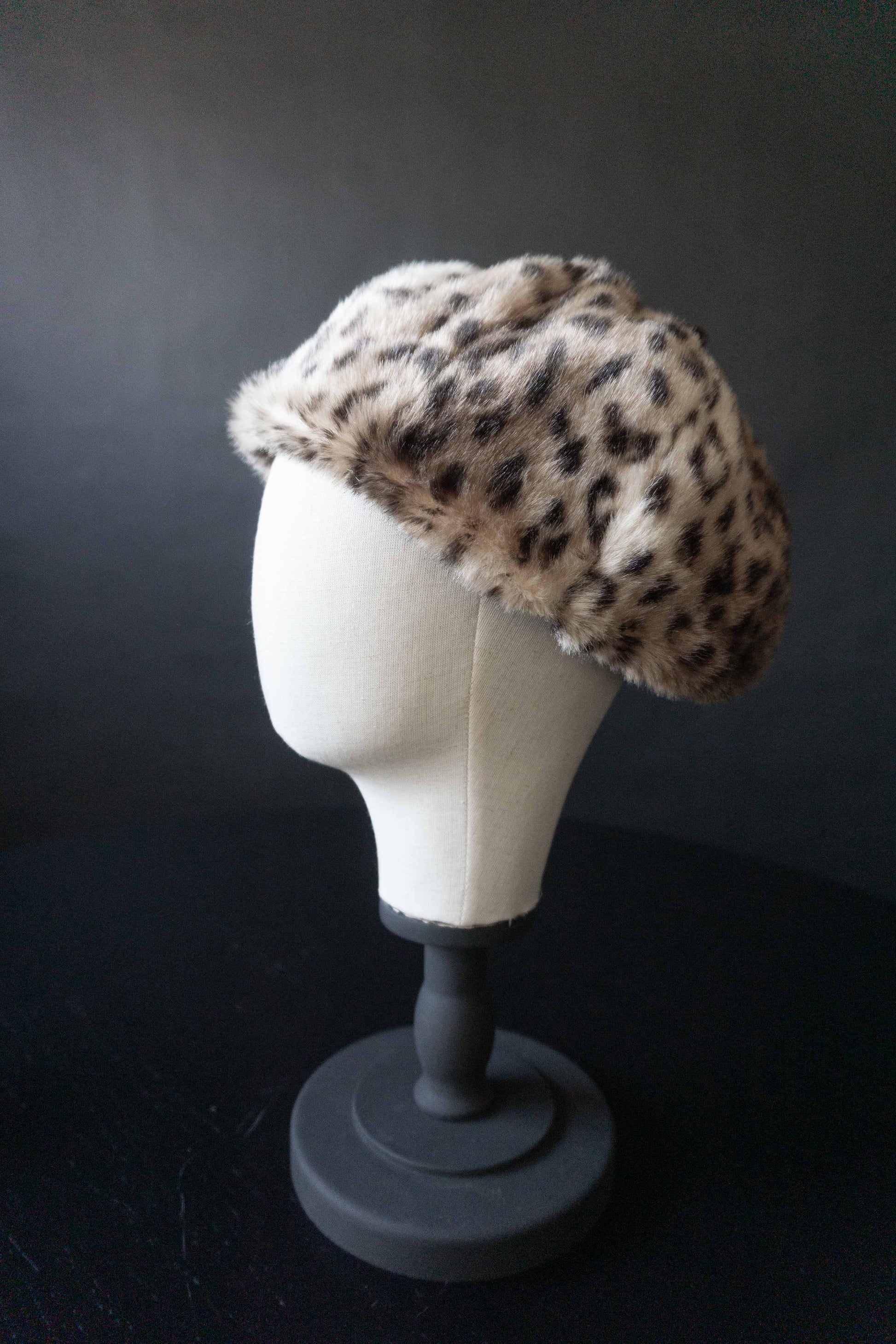 Vintage Leopard Fake Fur Mütze, L theplaincircle vintage