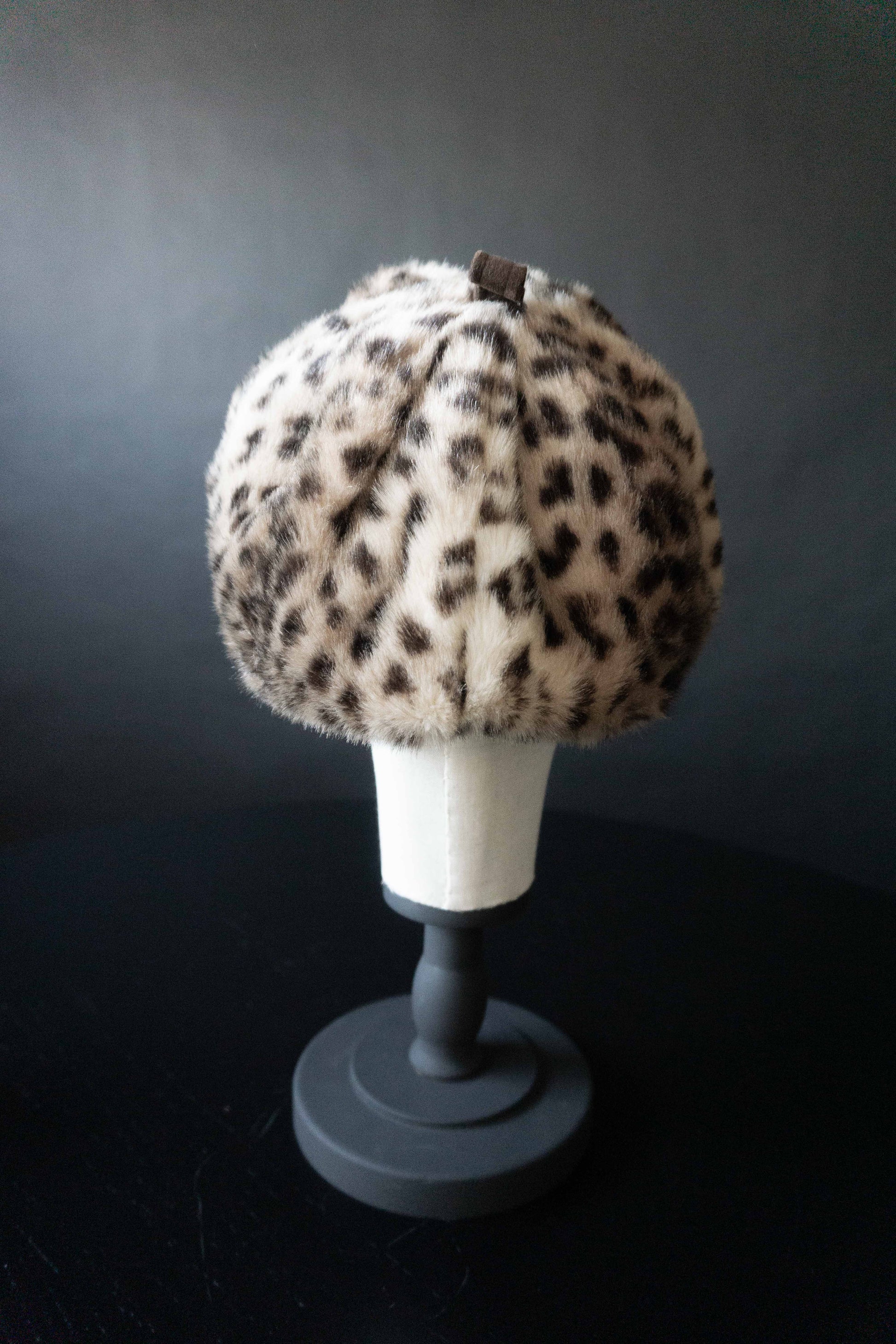 Vintage Leopard Fake Fur Mütze, L theplaincircle vintage