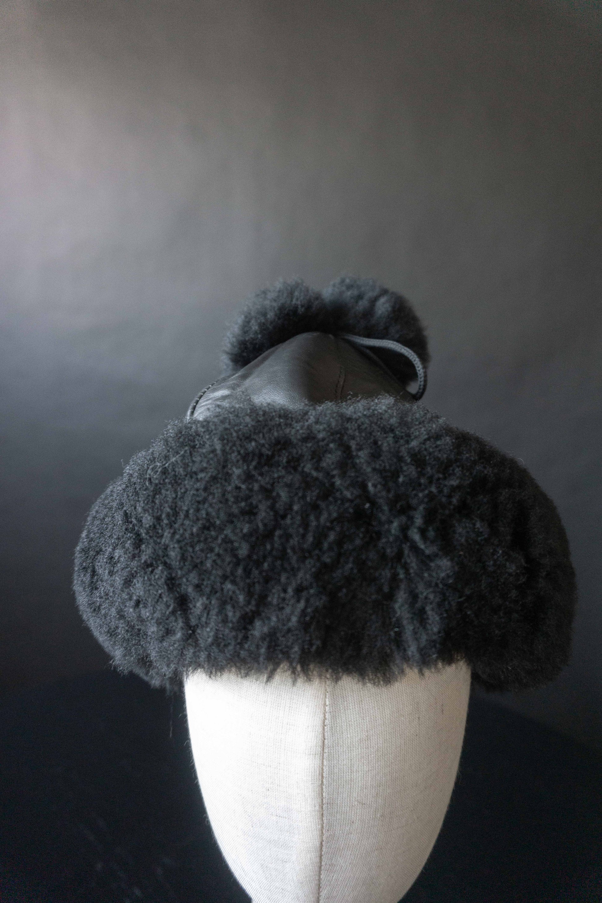 Vintage Lammfellmütze Pudelmütze, S theplaincircle vintage