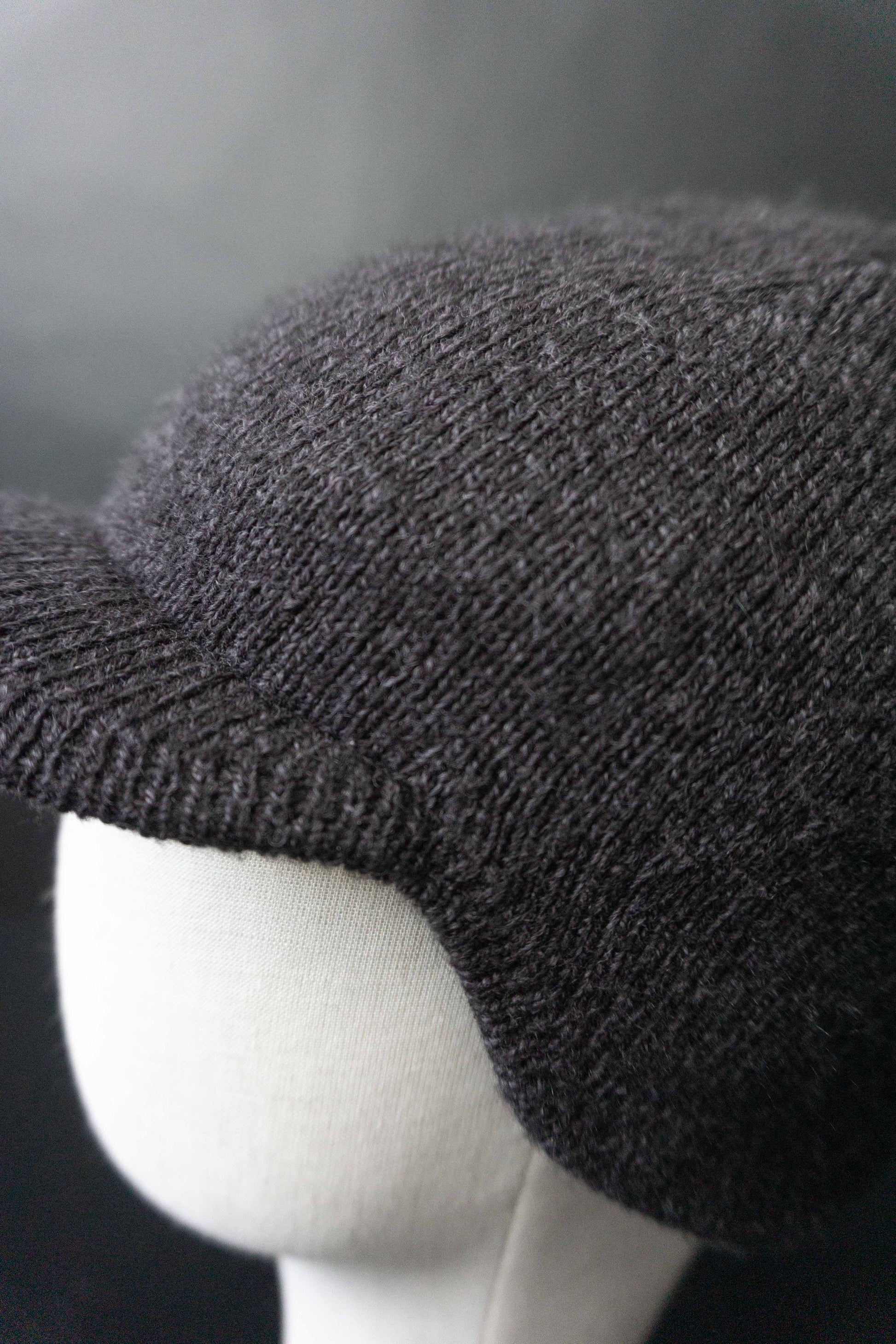 Vintage Bugatti Schiebermütze Strick, Grau–Purple theplaincircle vintage