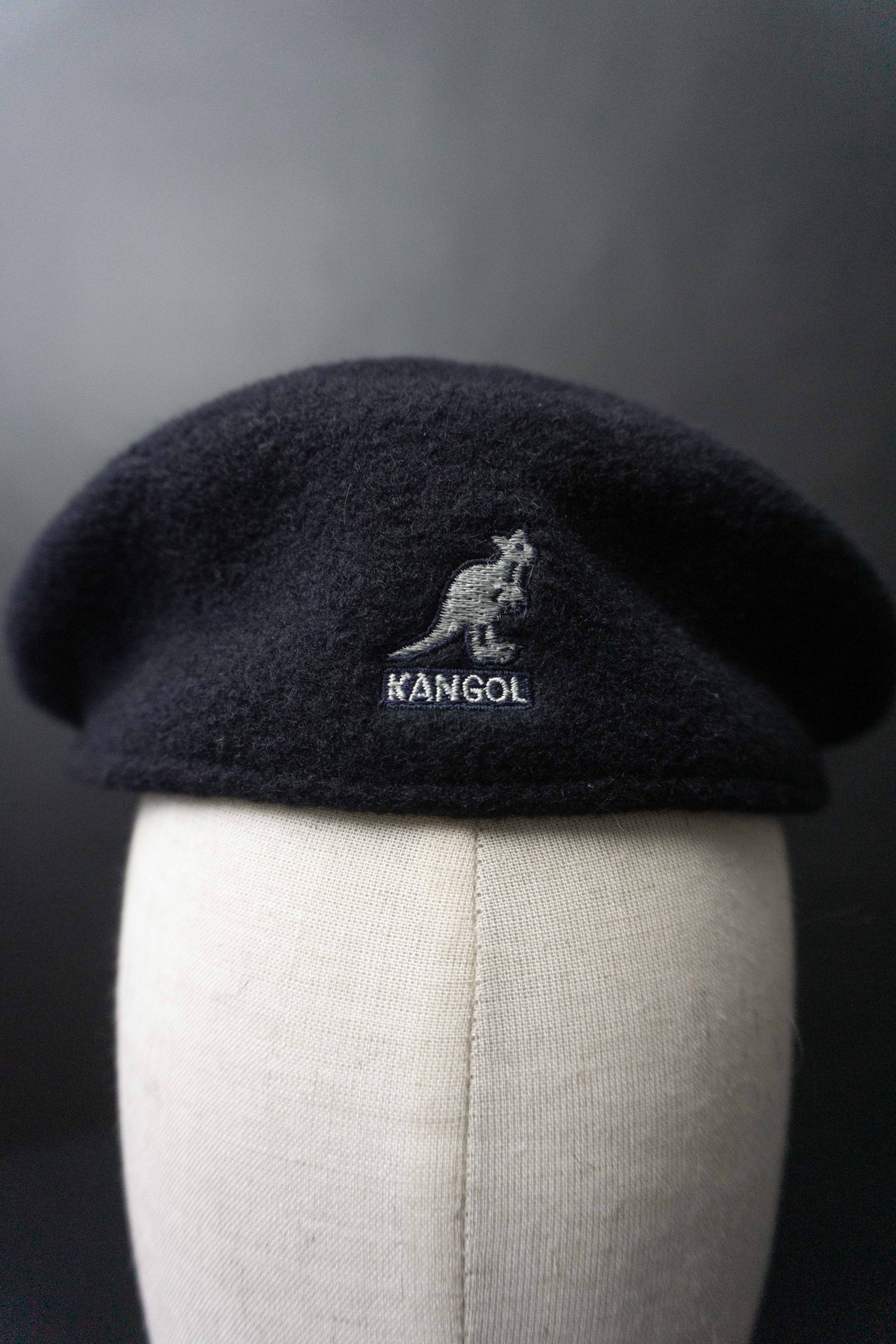 Vintage Kangool Schiebermütze, Navy theplaincircle vintage