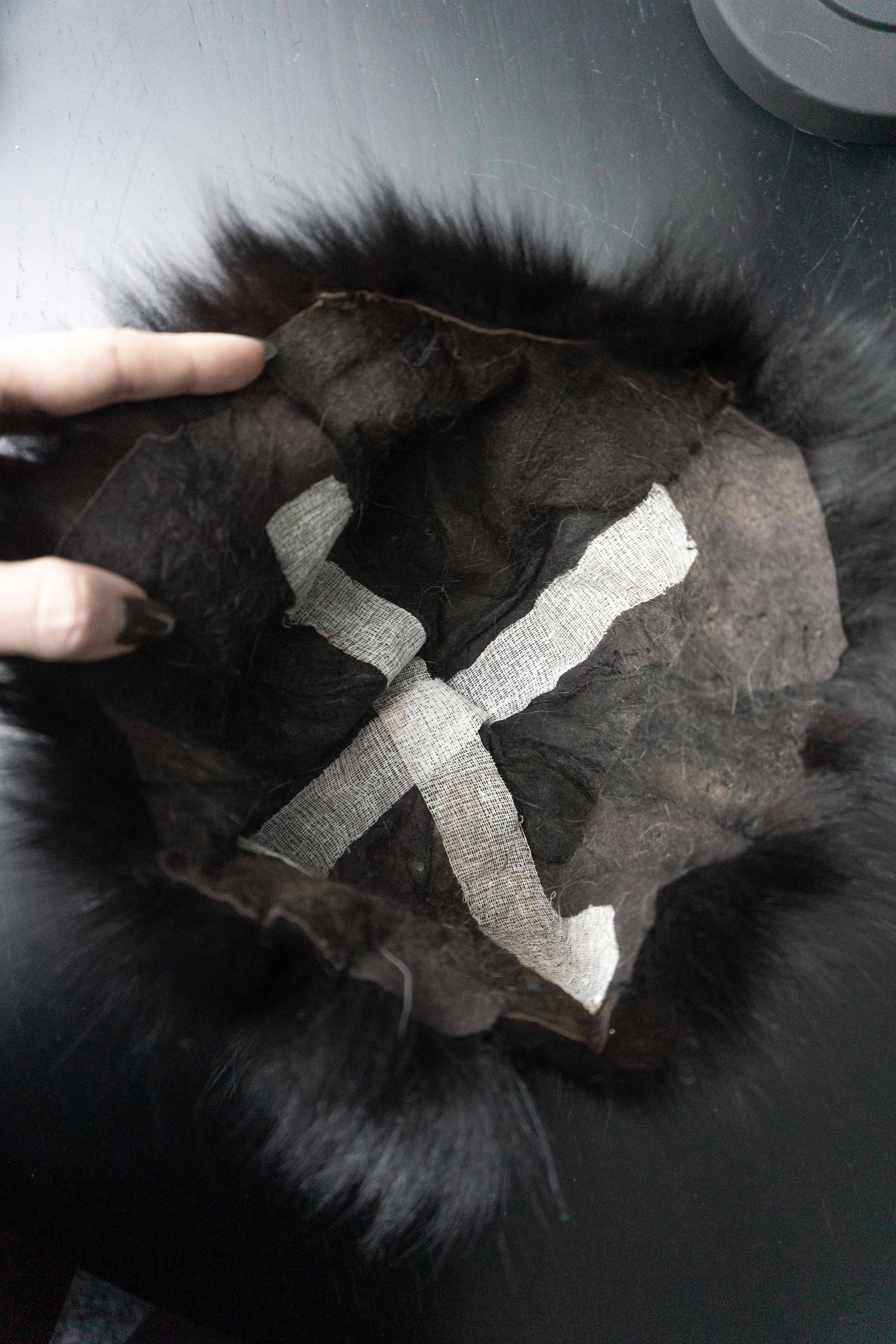 Vintage Pelzmütze, Schwarz, L theplaincircle vintage