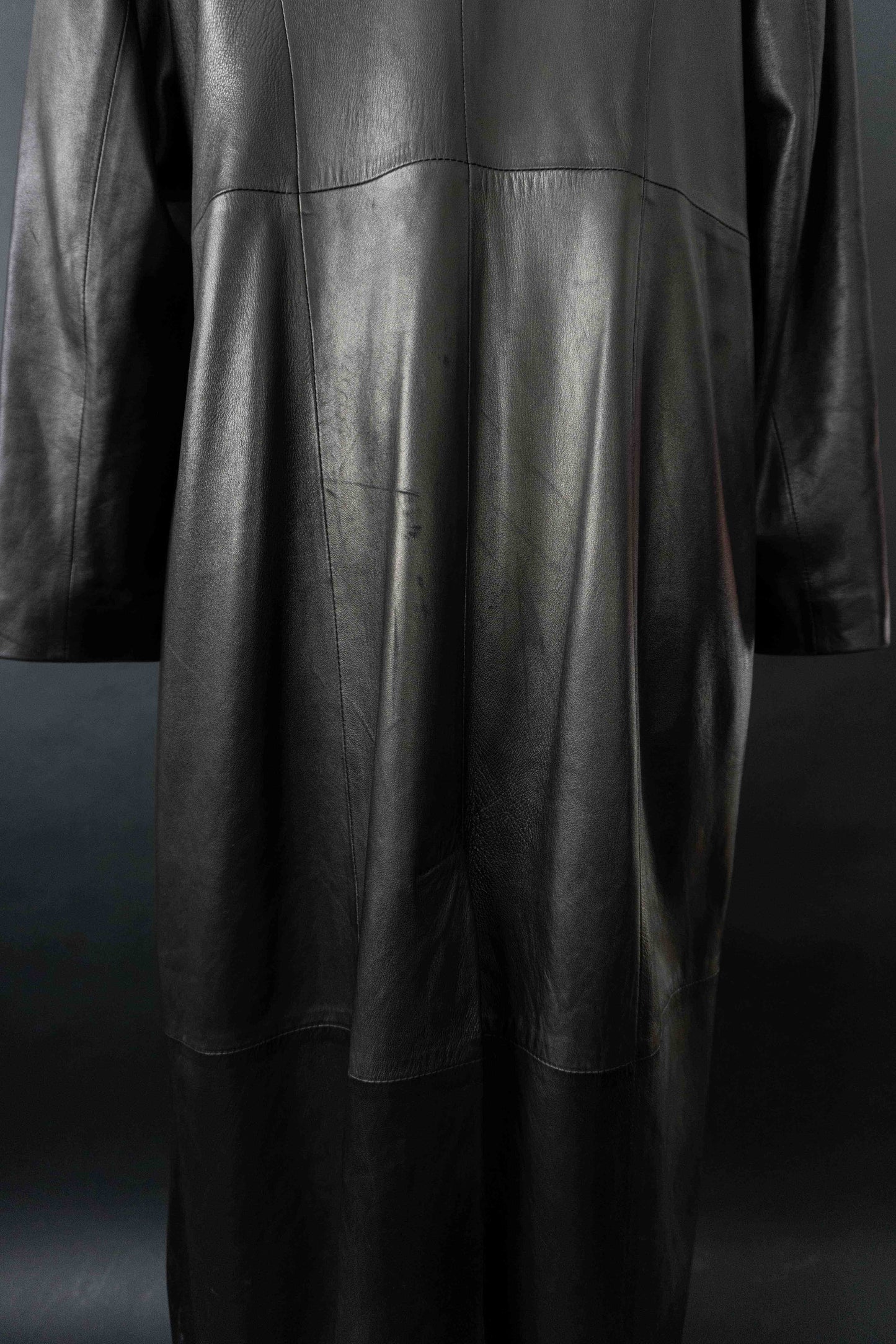 Vintage Ledermantel Maxi, M–L theplaincircle vintage