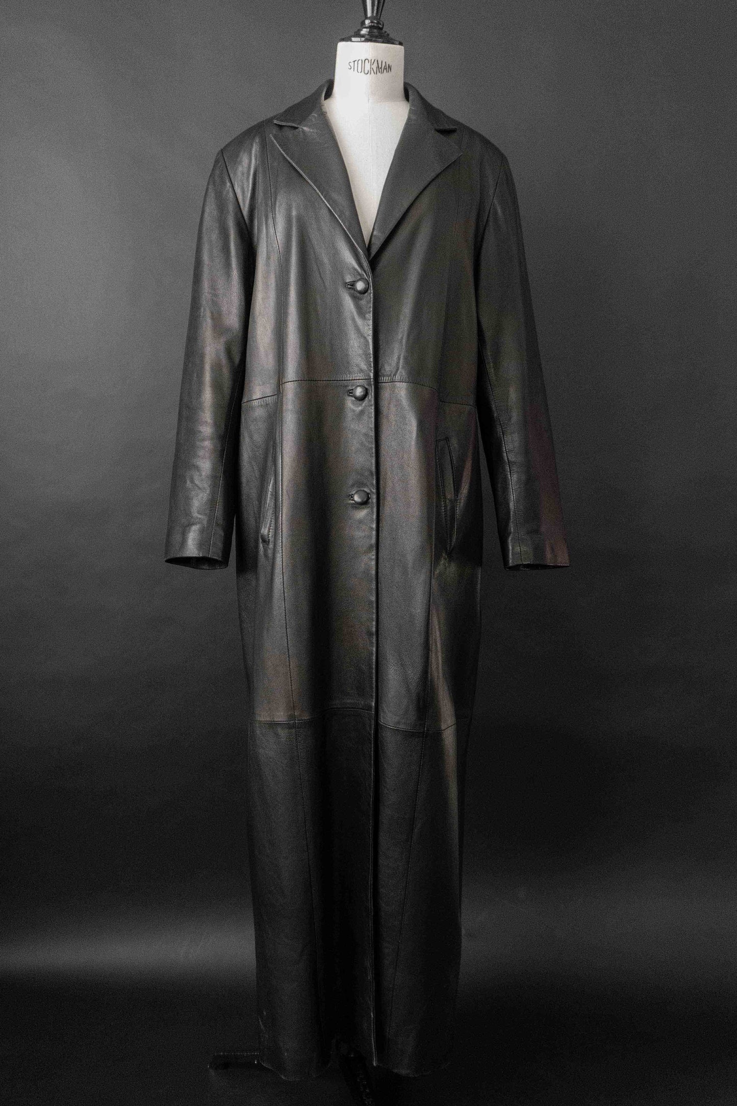 Vintage Ledermantel Maxi, M–L theplaincircle vintage