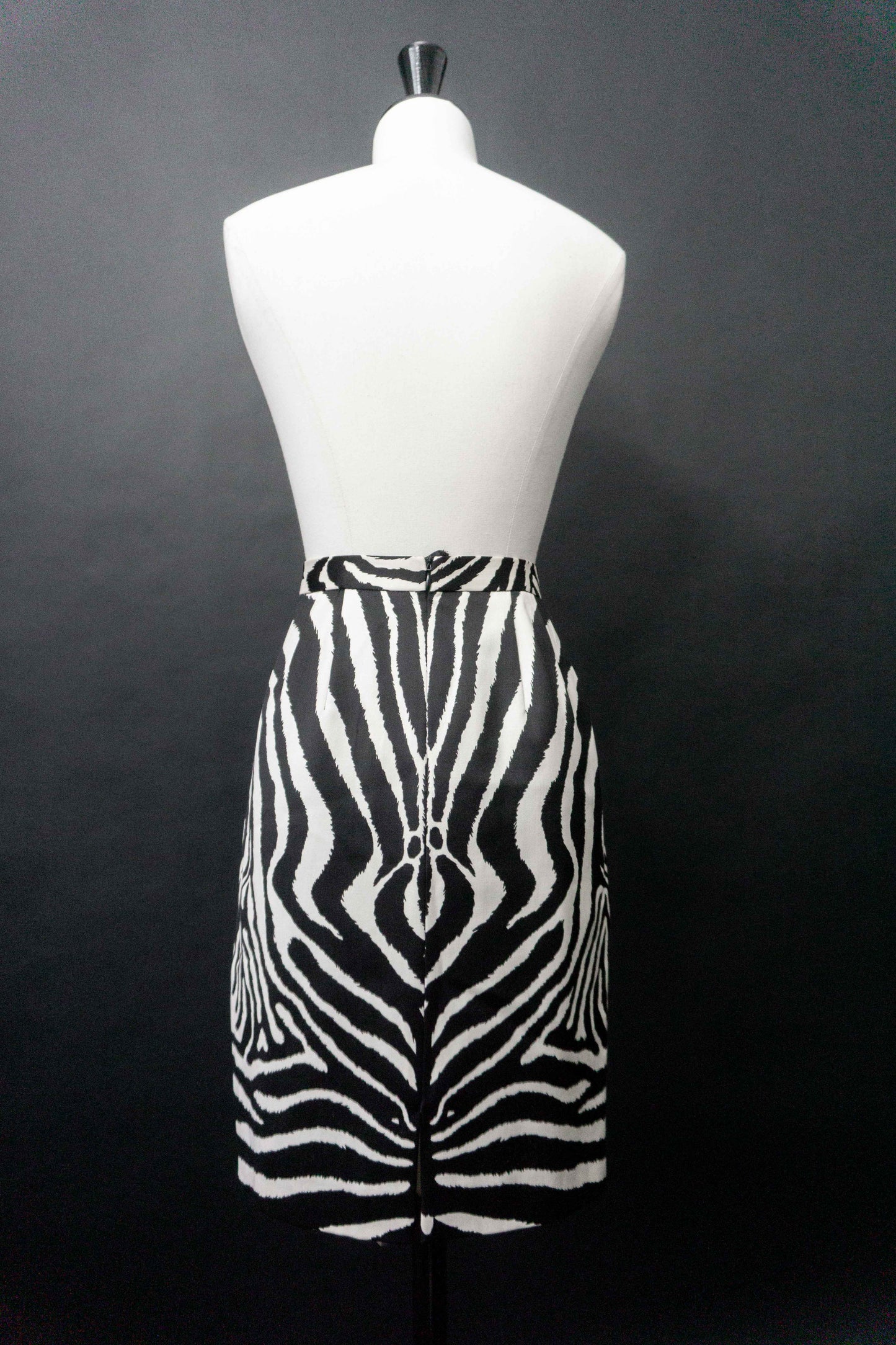 Vintage Laurel Zebrarock, XS–S theplaincircle vintage