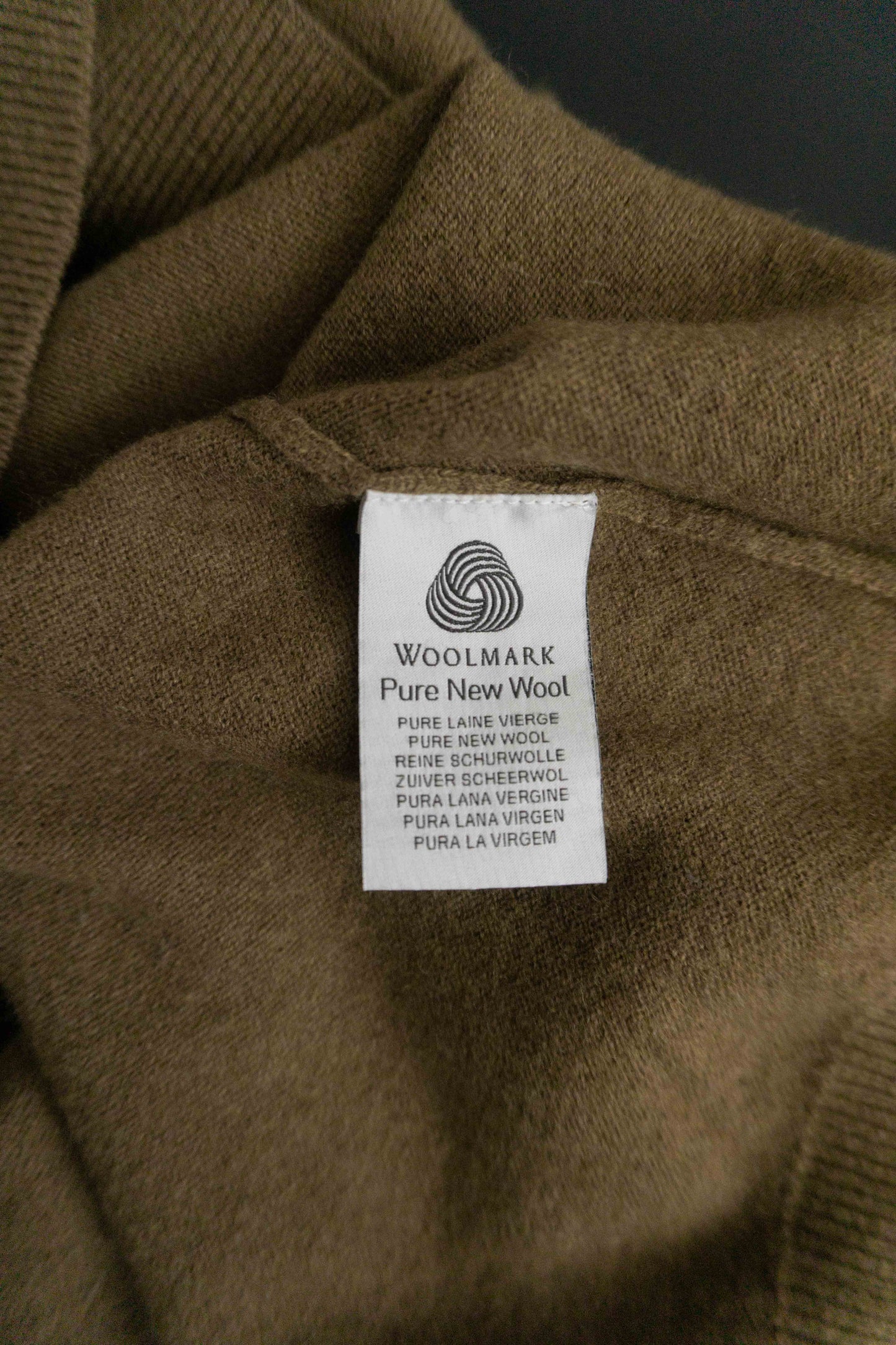 Vintage Lacoste Pullover khaki aus reiner Schurwolle