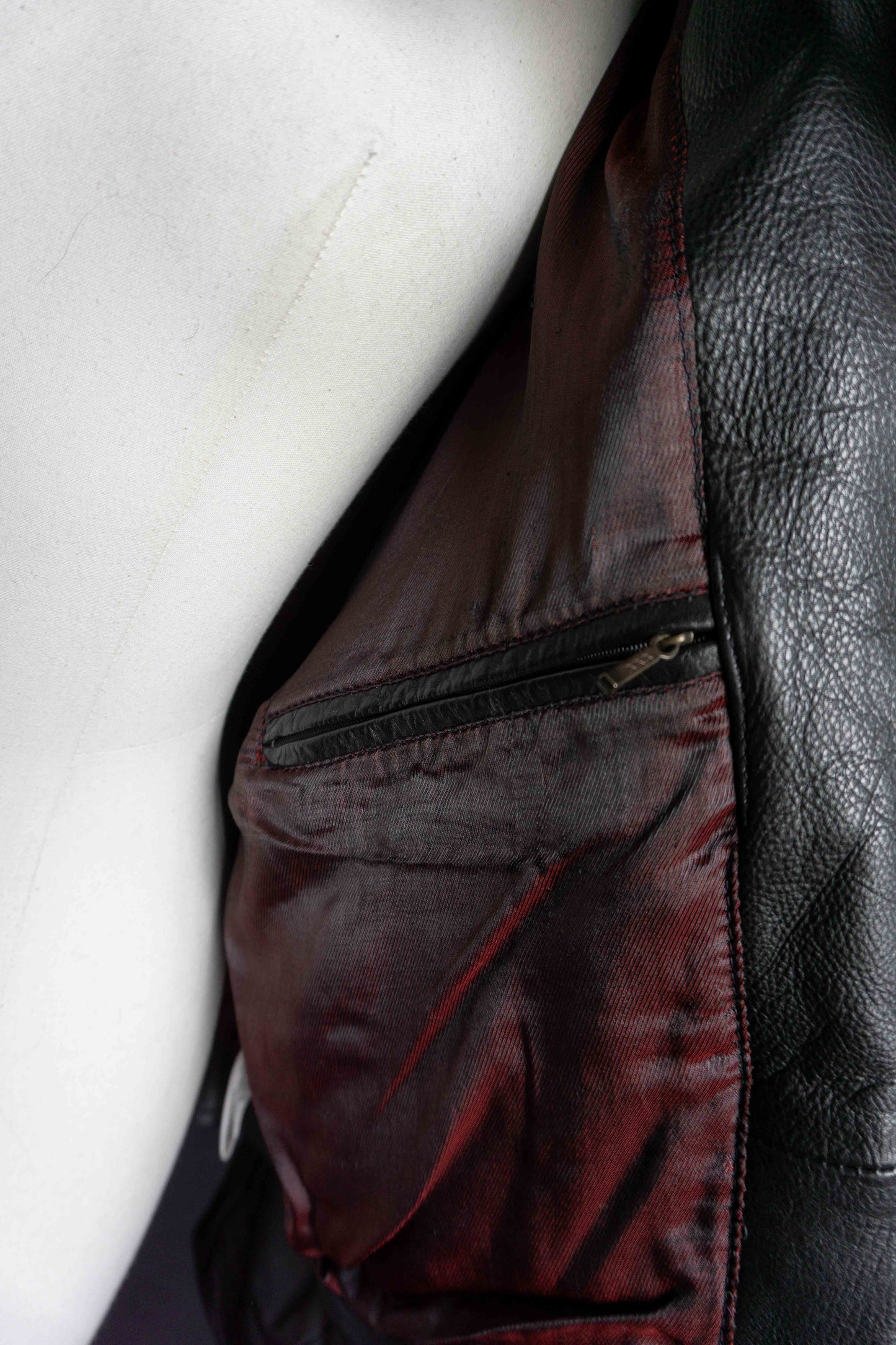 Vintage Biker Lederjacke Schwarz, M–L theplaincircle vintage