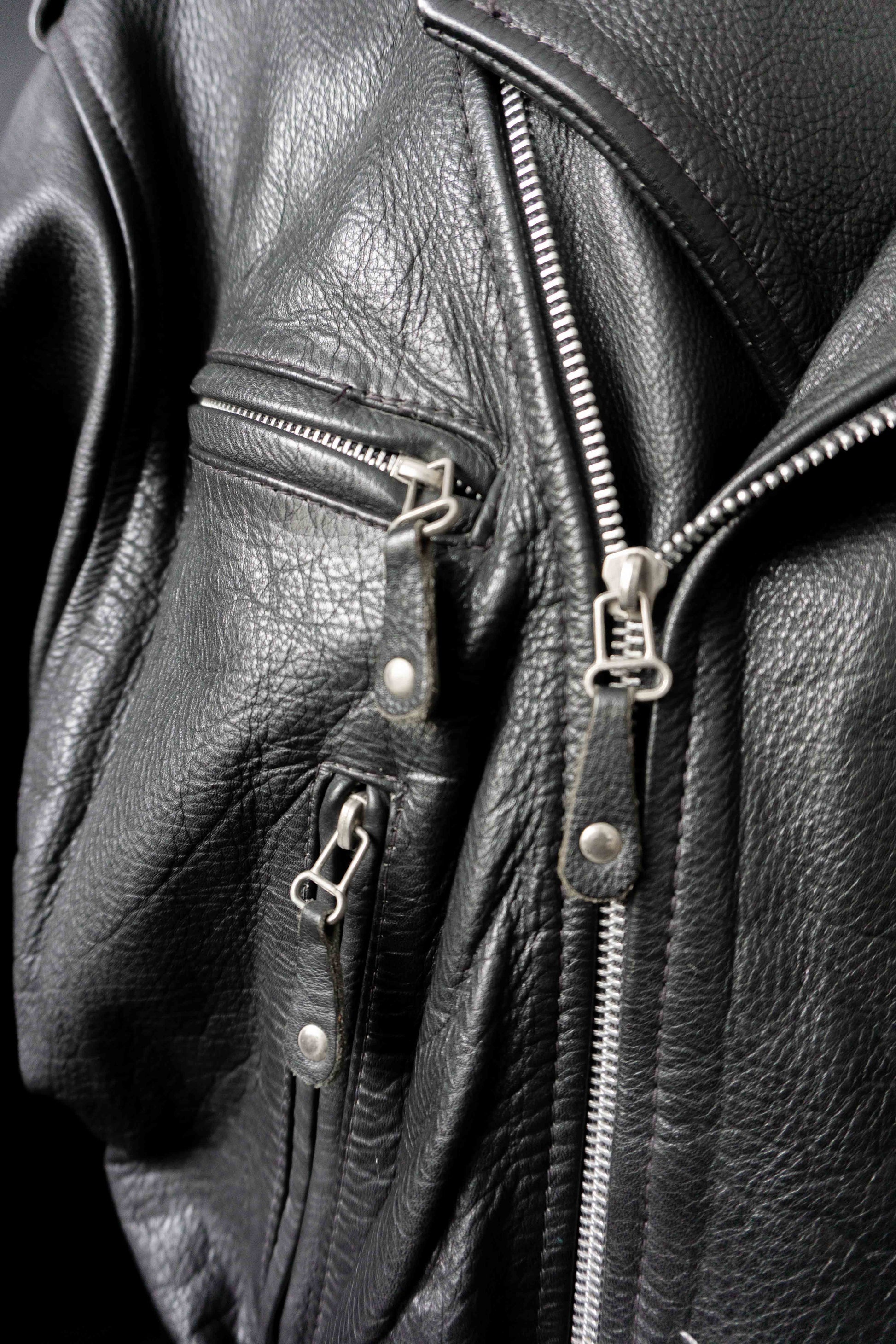 Vintage Biker Lederjacke Schwarz, M–L theplaincircle vintage
