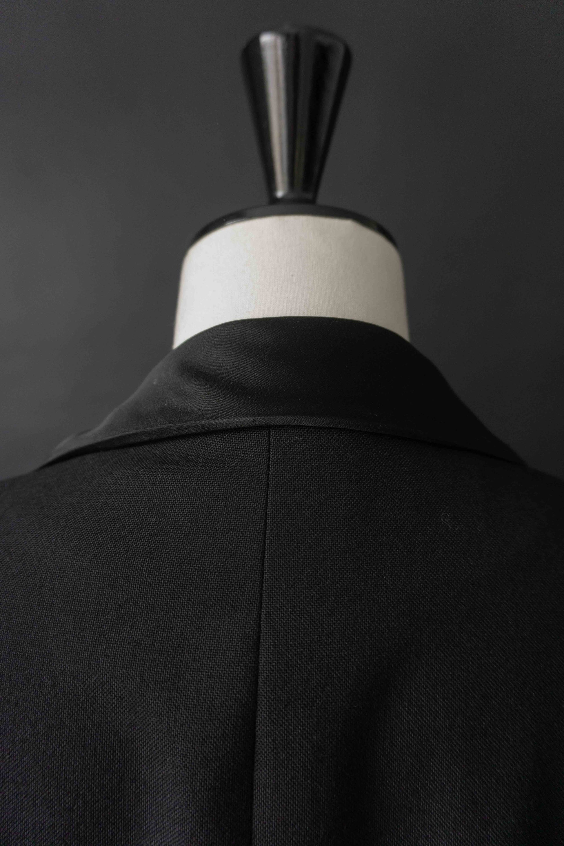Vintage Smoking Blazer, Goth, M–L theplaincircle vintage