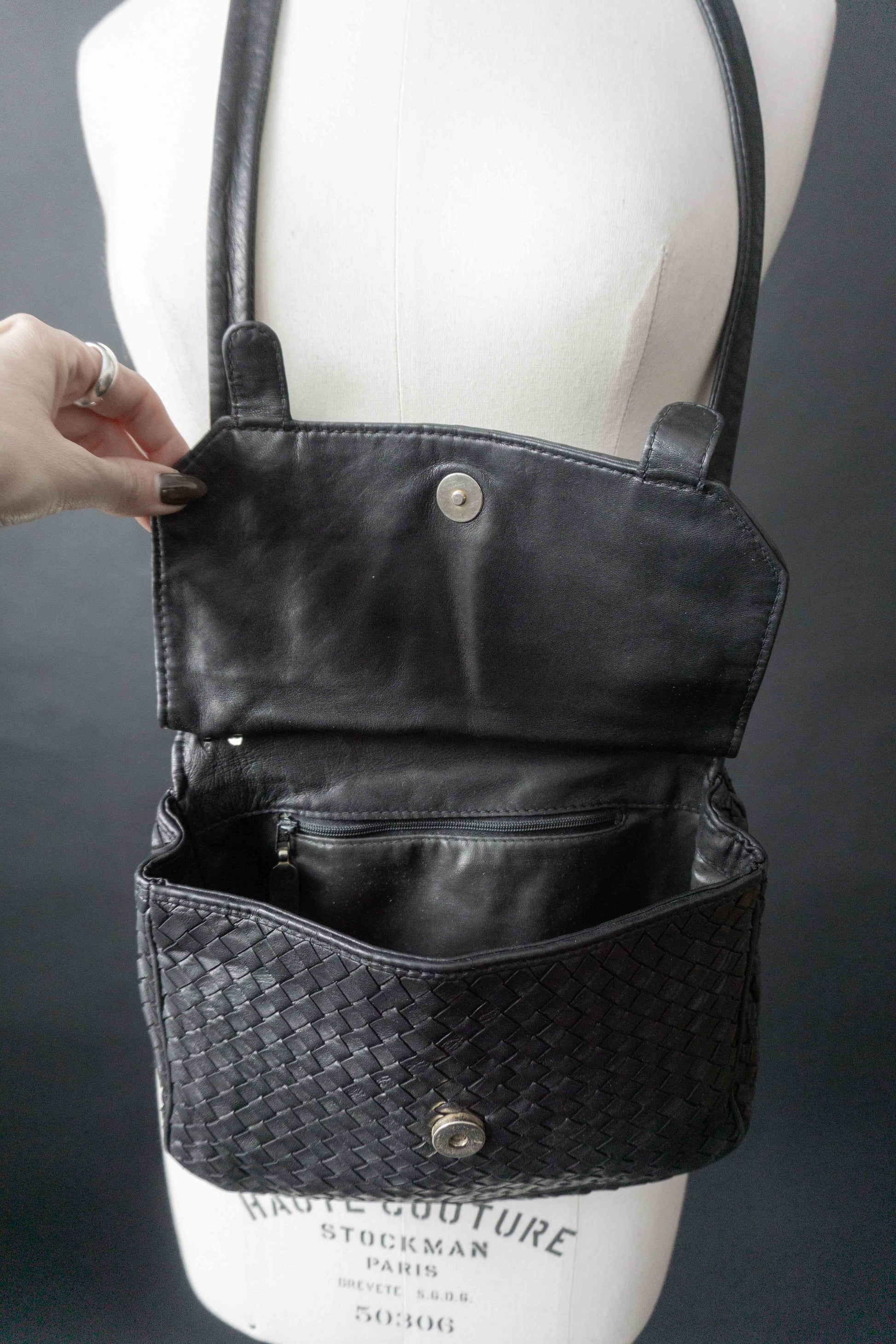 Vintage Umhängetasche geflochtenes Leder theplaincircle vintage