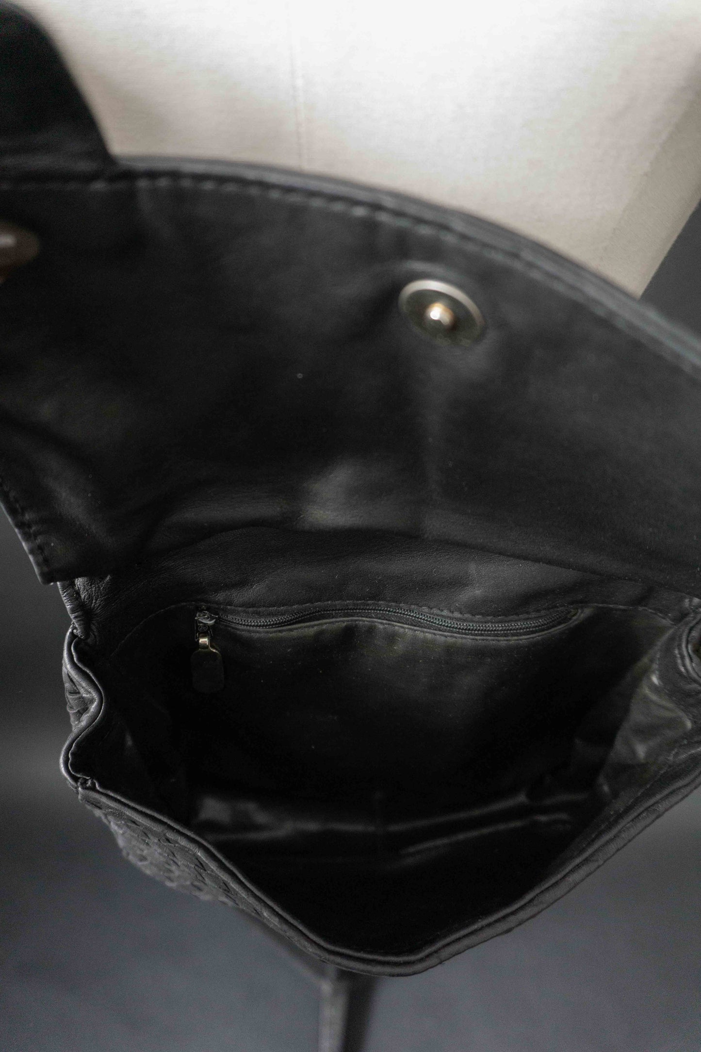 Vintage Umhängetasche geflochtenes Leder theplaincircle vintage