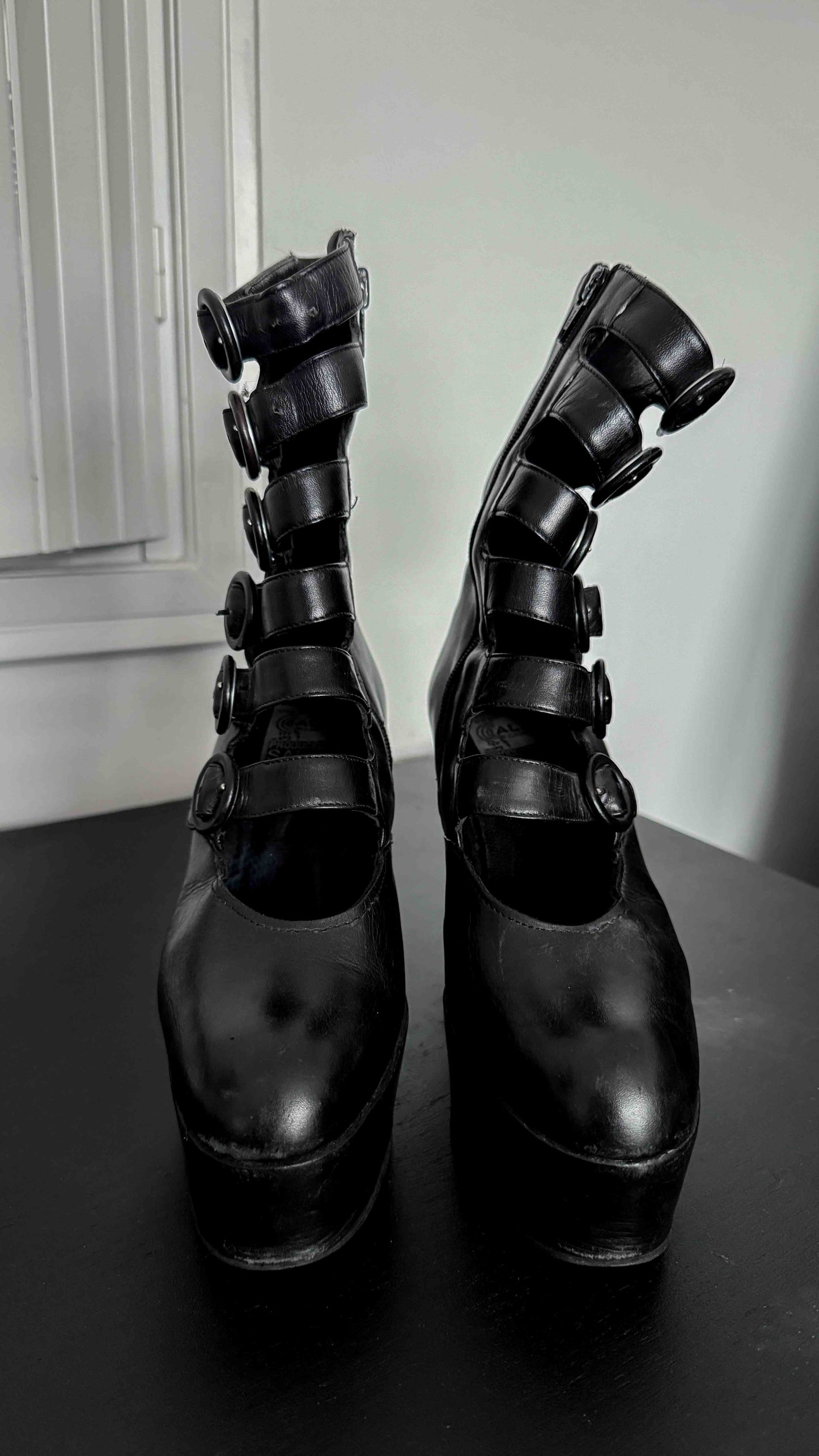 Vintage Platform Heels, Made in Italy theplaincircle vintage