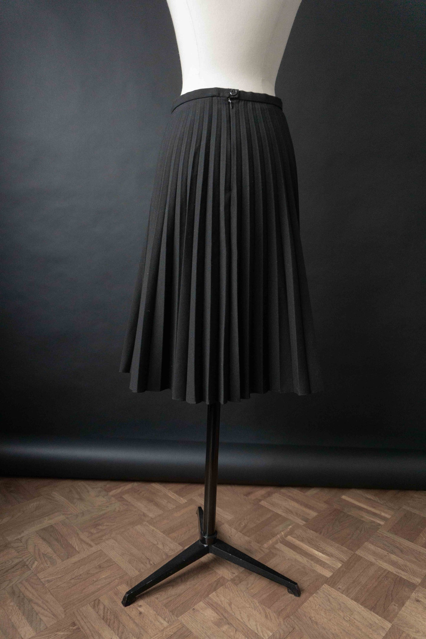 Vintage Babybat Faltenrock, Schwarz, XS–S theplaincircle vintage