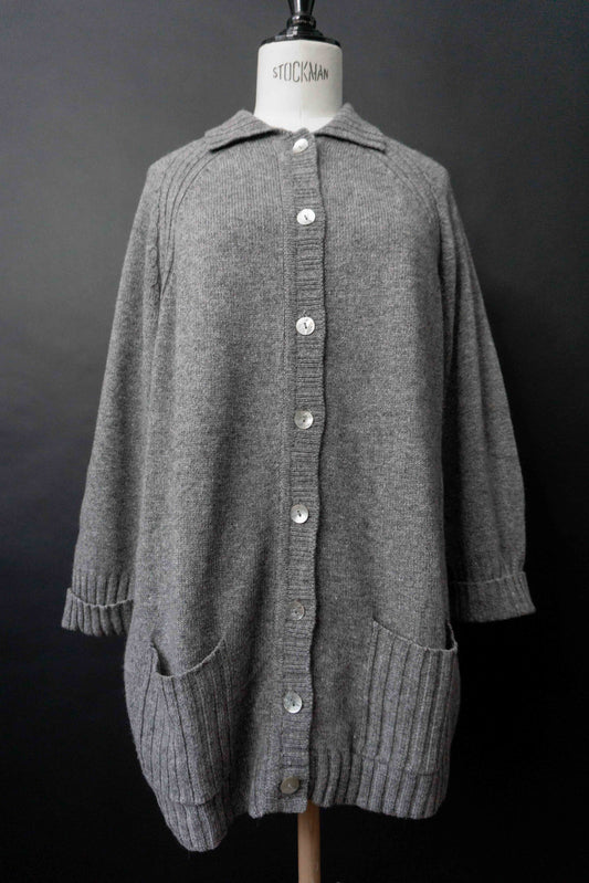 Vintage Strickjacke aus Wolle, Angora & Kaschmir mit Perlmuttknöpfen