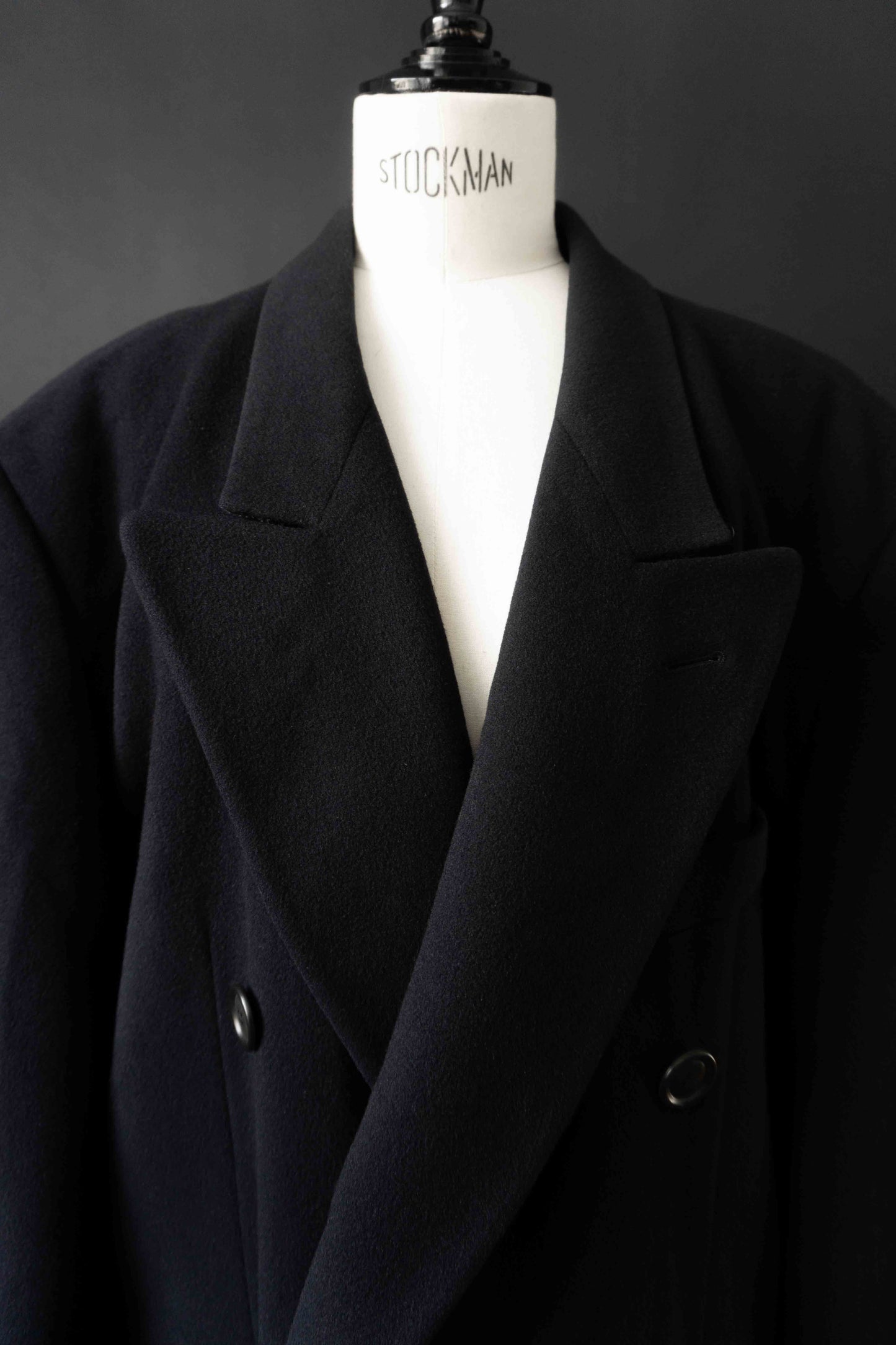 Hugo Boss Vintage Mantel Navy aus Woll-Kaschmir, oversized Doppelreiher, Designer Wintermantel
