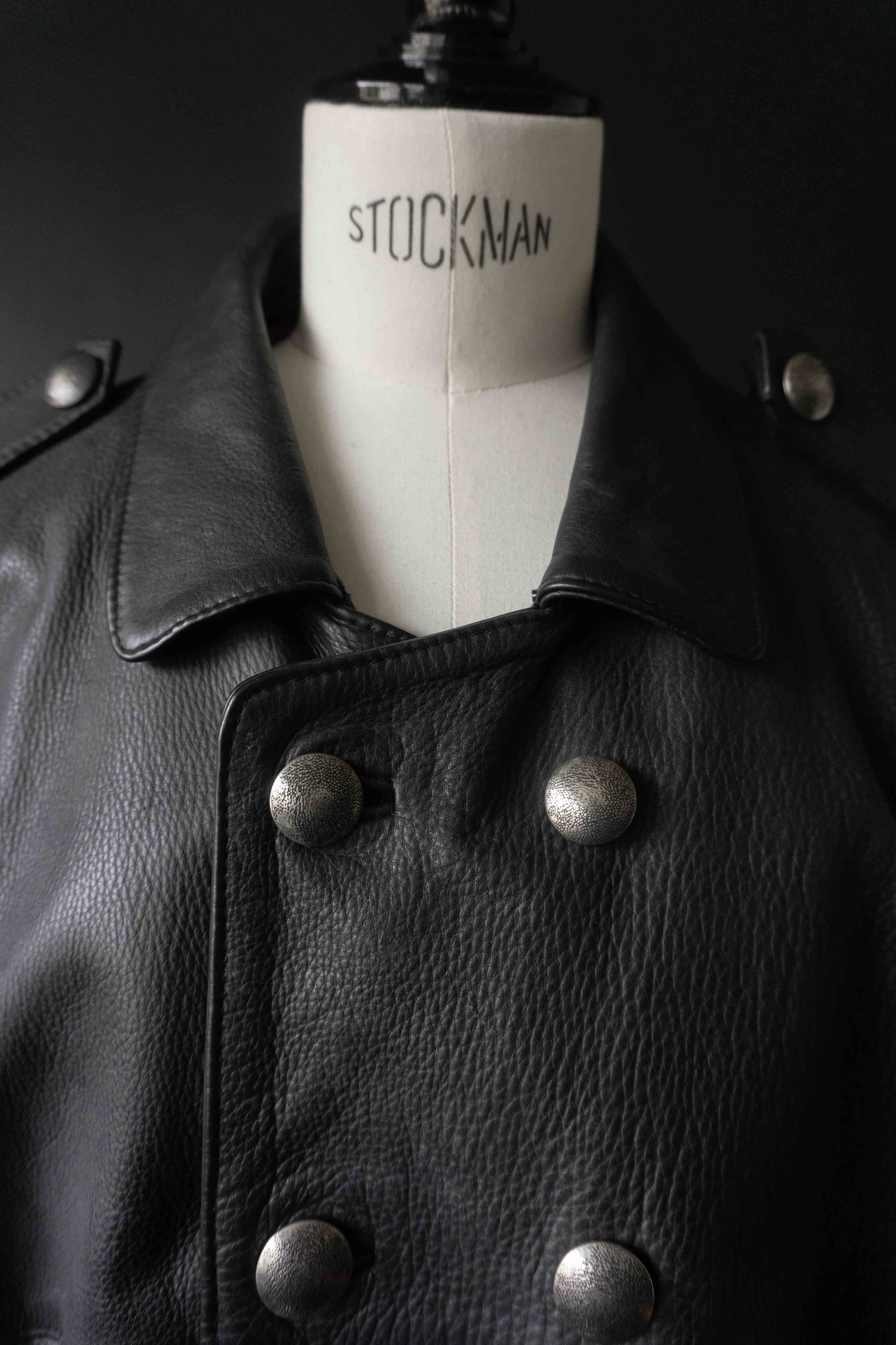 Vintage Lederjacke Schwarz Military Style – Cropped Double Breasted Jacket, M theplaincircle vintage
