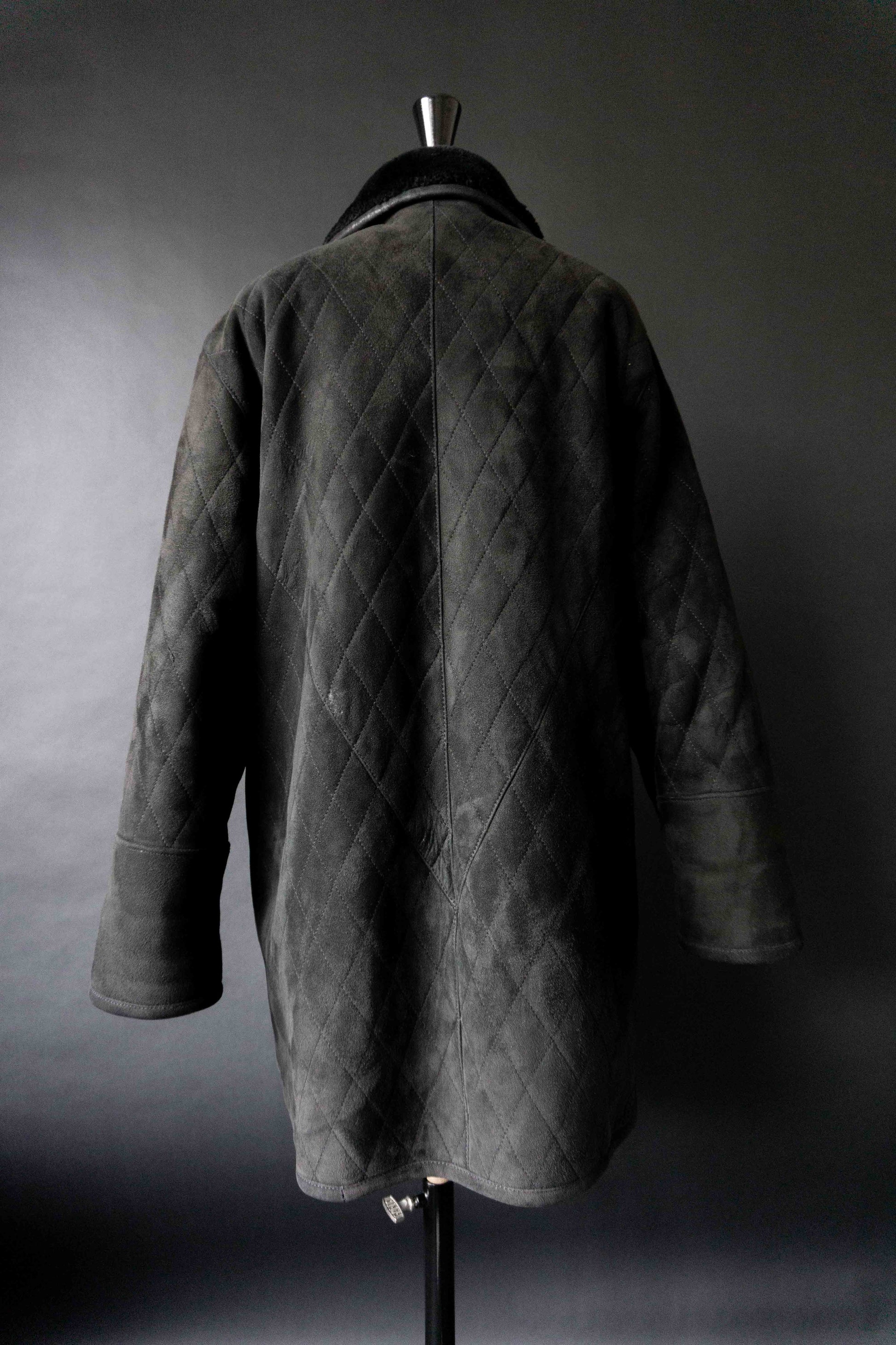 Vintage Lammfellmantel 80er schwarz