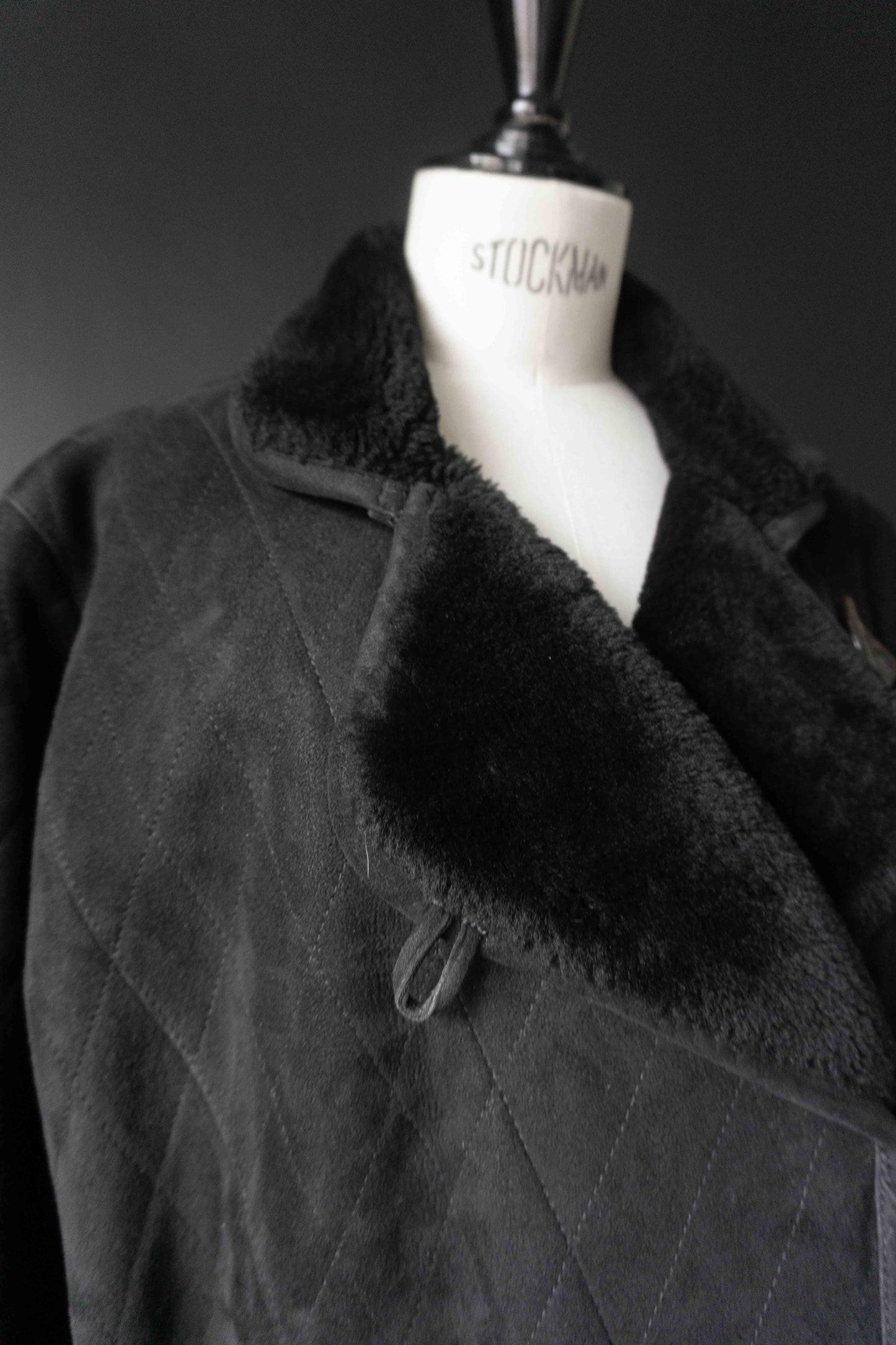 Vintage Lammfellmantel 80er schwarz