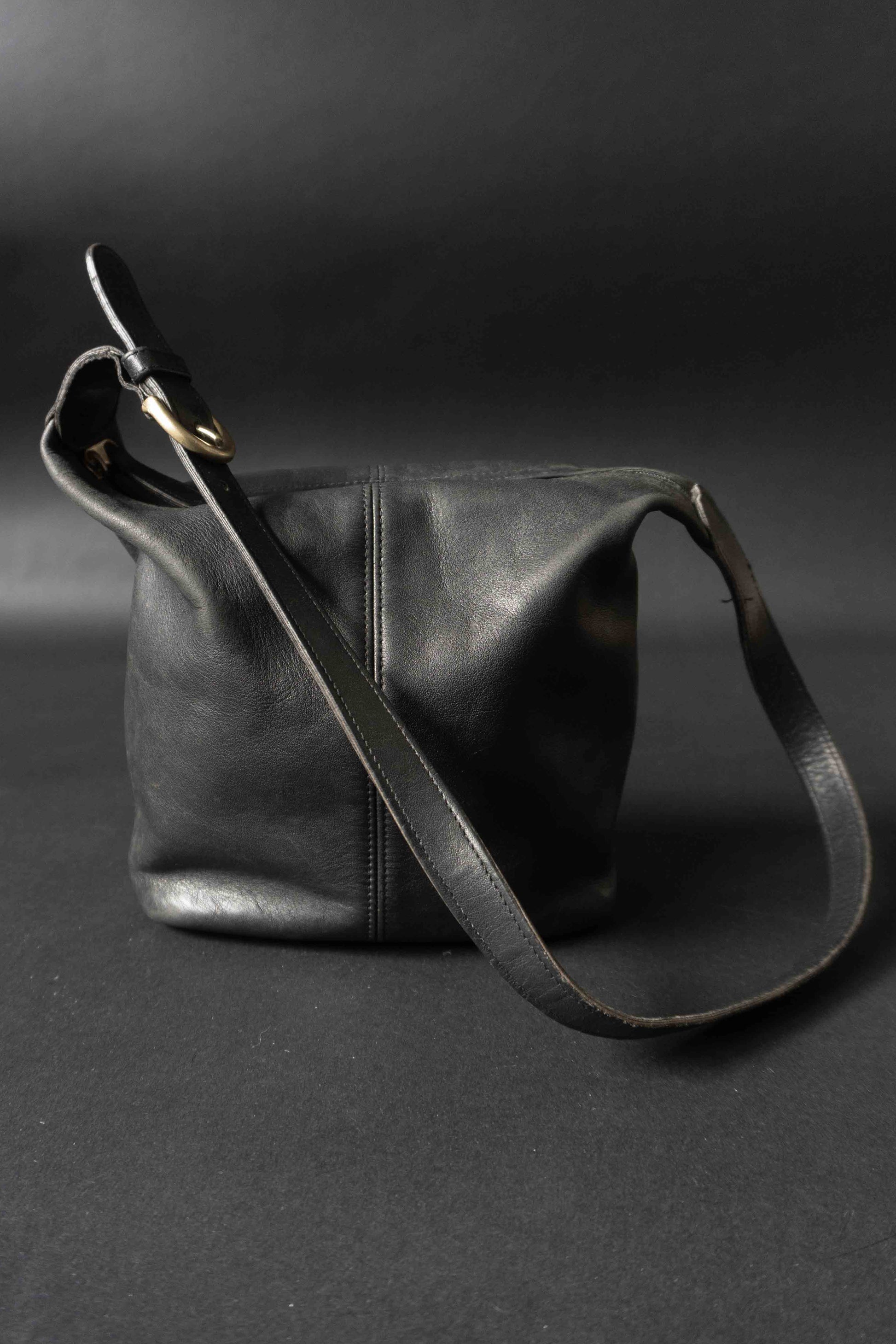 Vintage 90s Coach Soho Mini Bucket bag 4148, Schwarz theplaincircle vintage