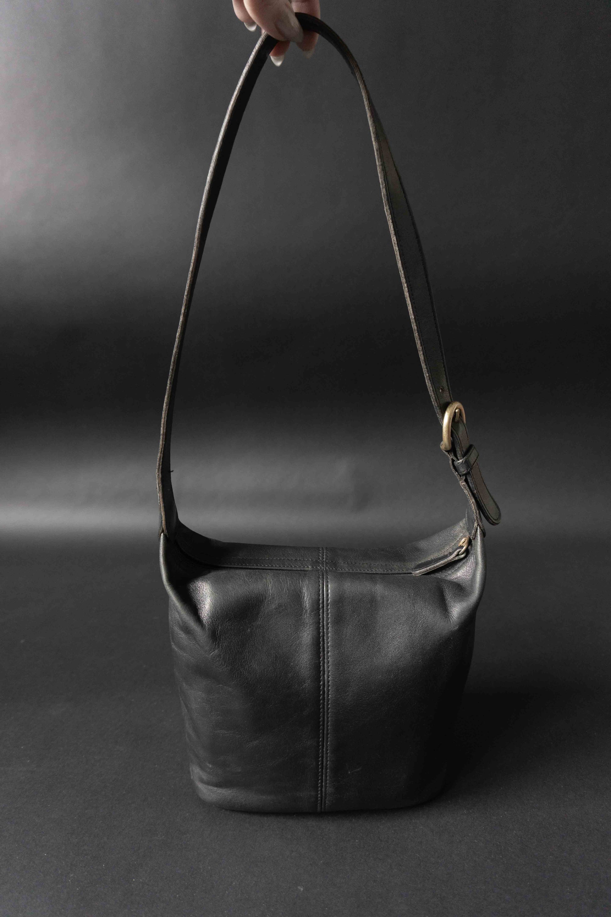 Vintage 90s Coach Soho Mini Bucket bag 4148, Schwarz theplaincircle vintage
