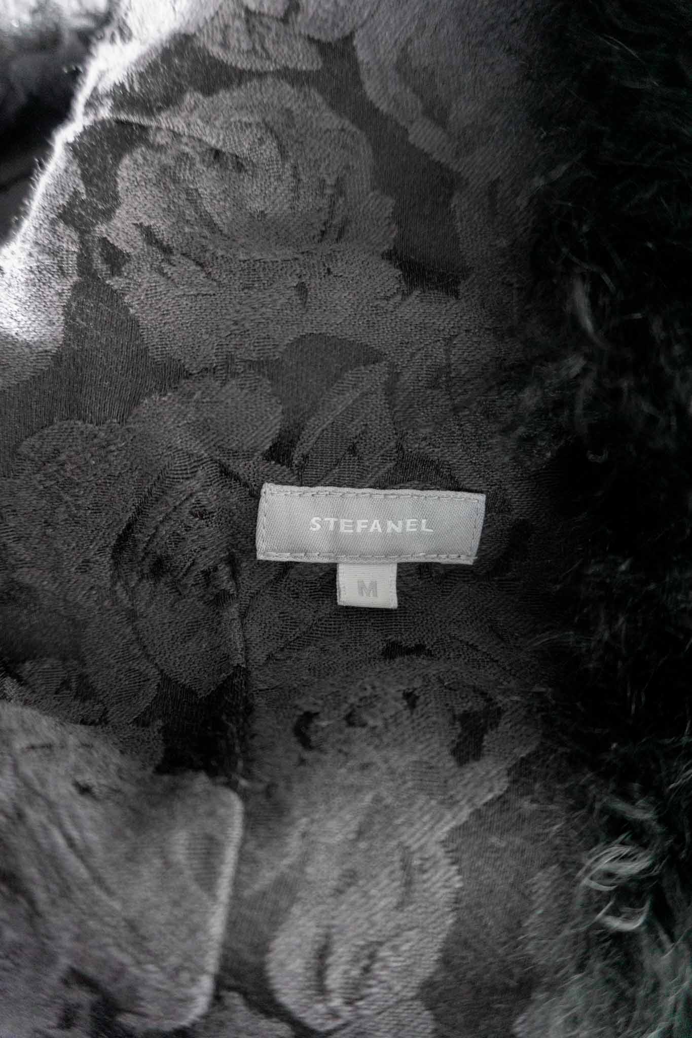 Schwarze Vintage-Teddyjacke mit Kunstfellbesatz von Stefanel